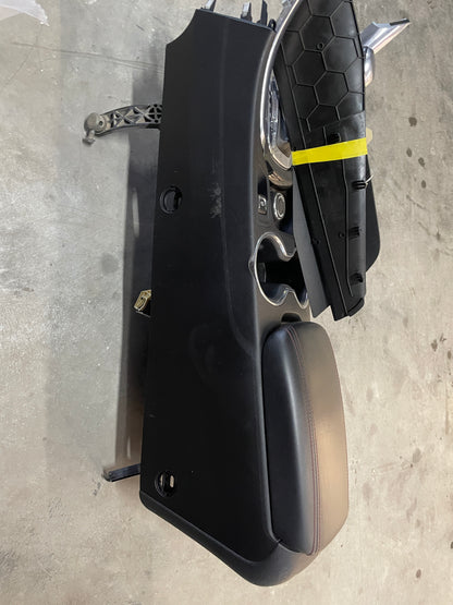 2015 Chevy SS Sedan Complete Dash & Center Console w/ Shifter OEM