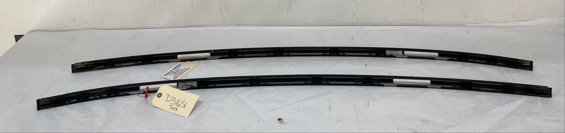 2017 Chevy SS Sedan Roof Top Trim Finish Panel Moldings RH & LH OEM - Day's Parts Yard