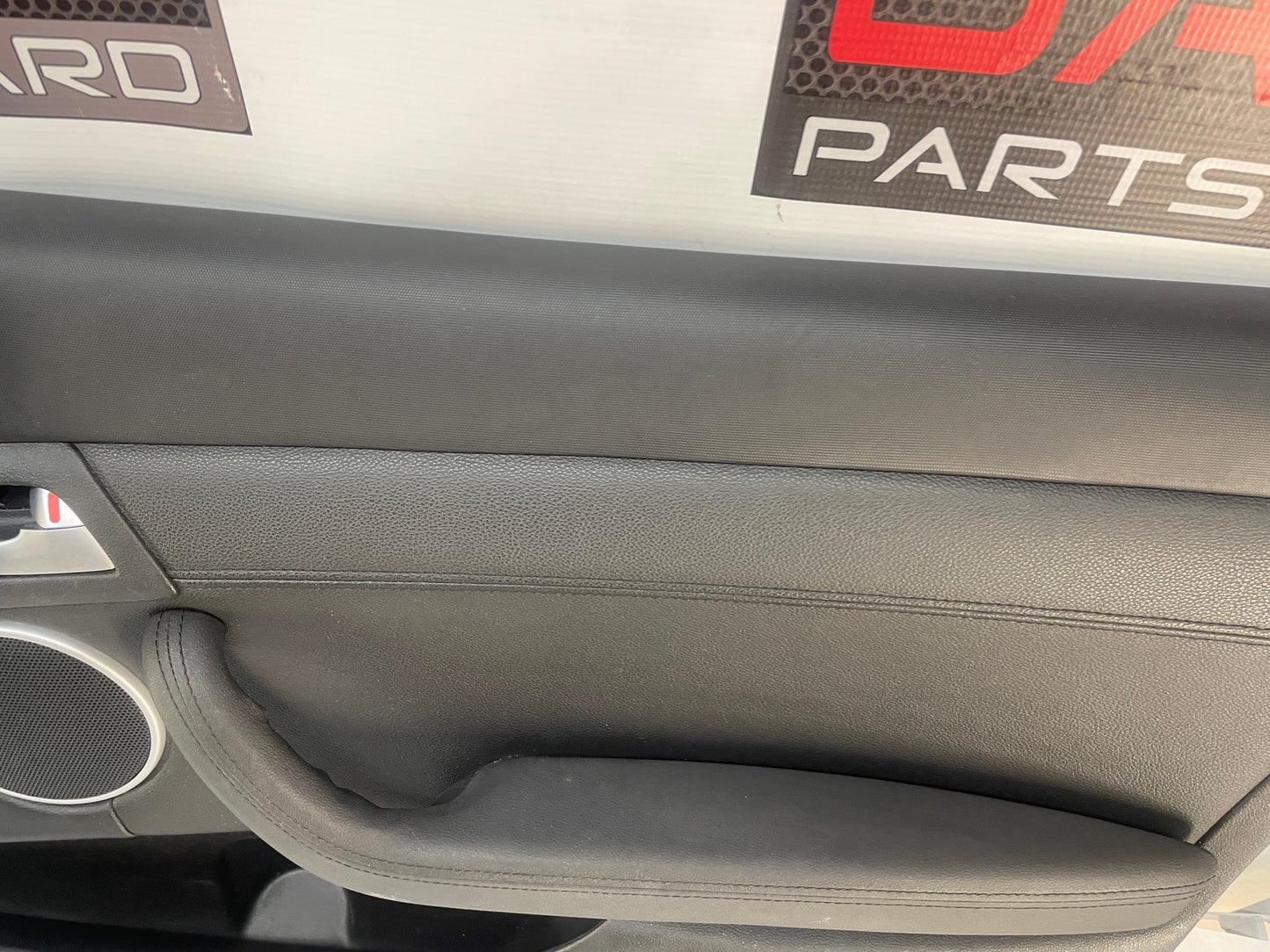 2009 Pontiac G8 RH Passenger Front Interior Door Panel Trim OEM