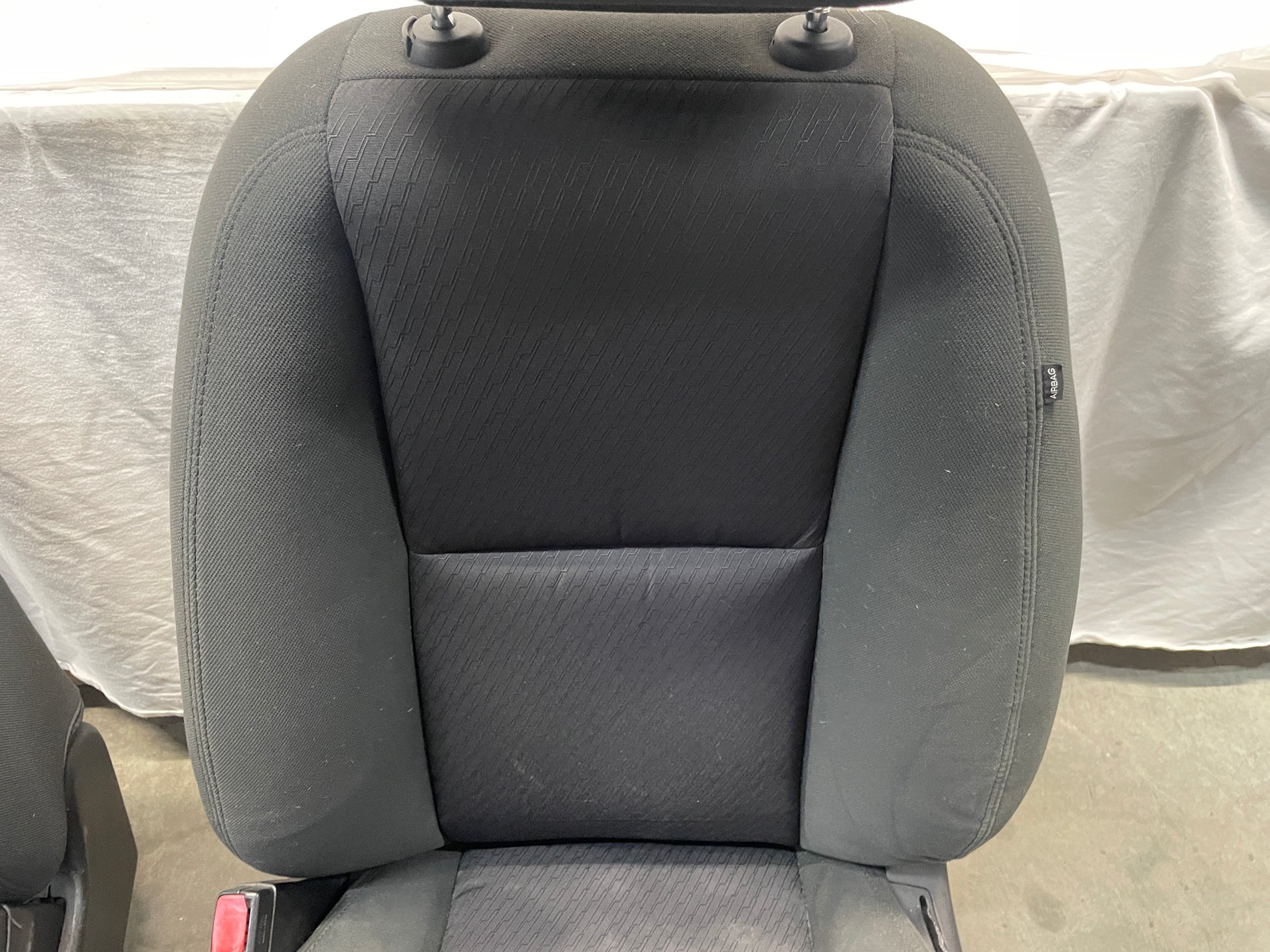 2015 Chevy Silverado K1500 Seats RH & LH Front Black Cloth OEM LOCAL PICK UP - Day's Parts Yard