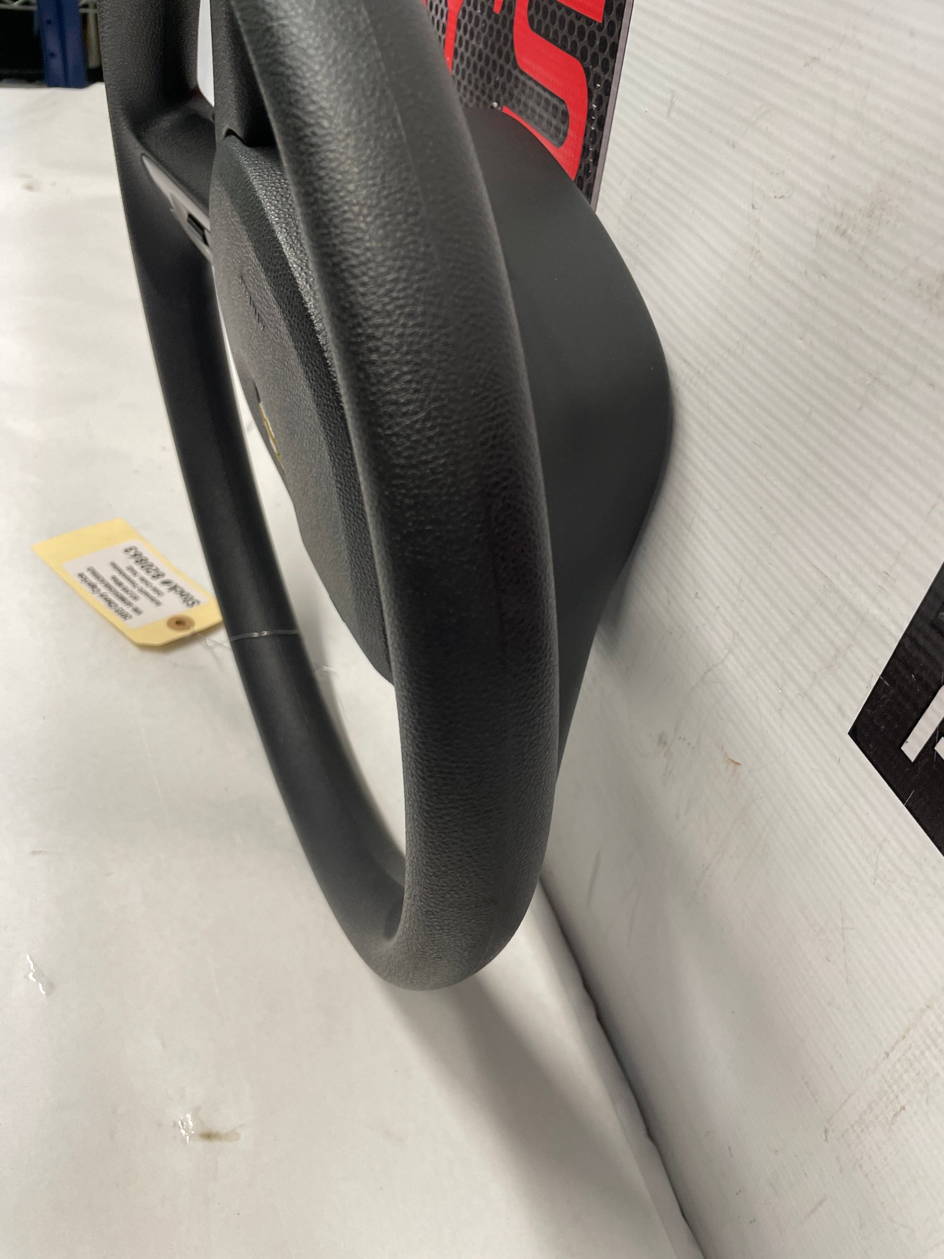 2013 Chevy Caprice Complete Steering Wheel w/ Bag OEM - Day's Parts Yard