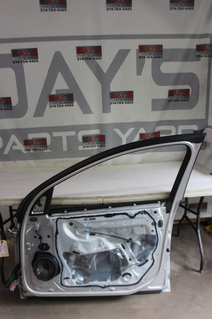 2017 Chevy SS Sedan Front RH Passenger Exterior Door OEM