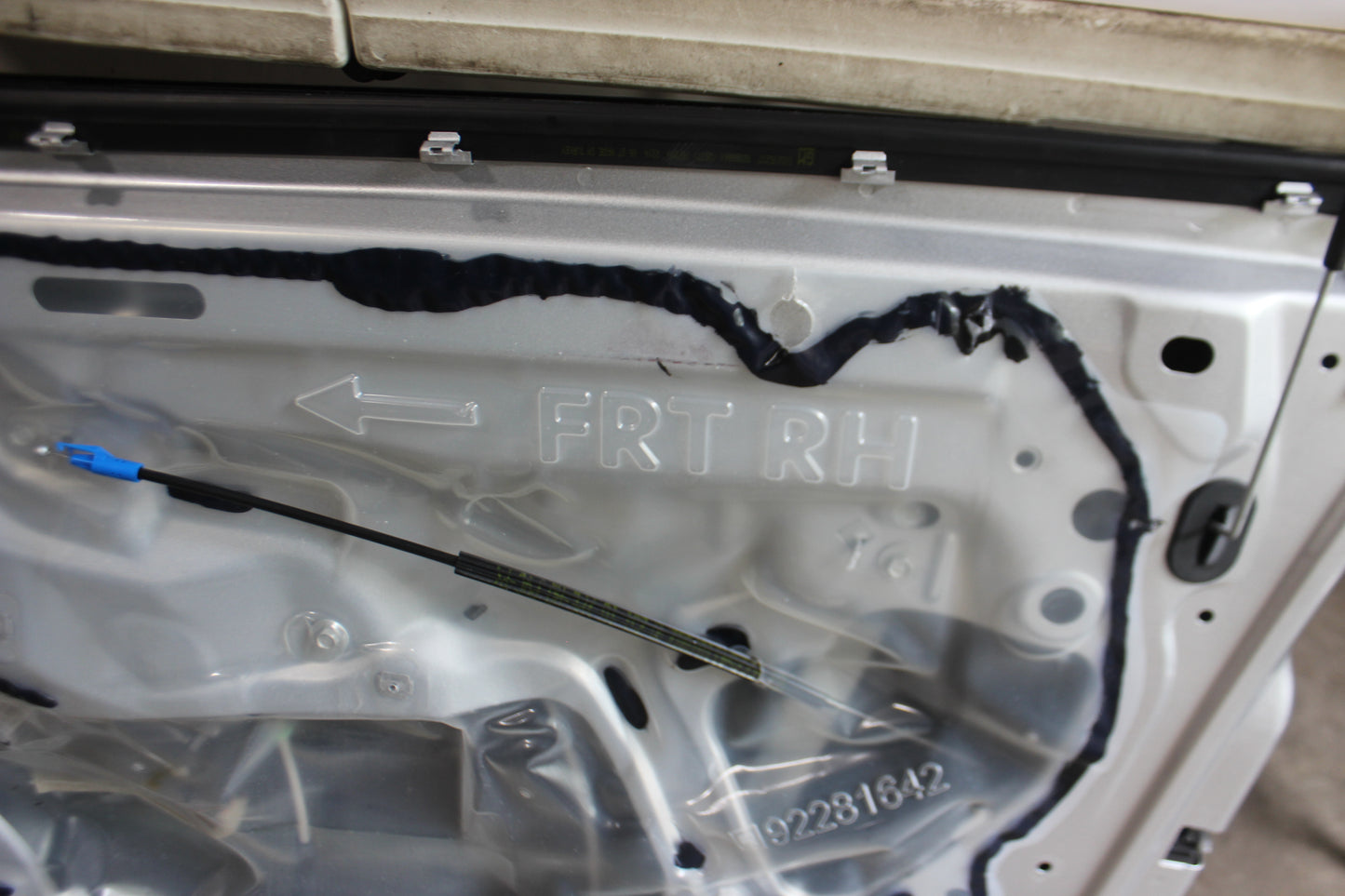 2017 Chevy SS Sedan Front RH Passenger Exterior Door OEM