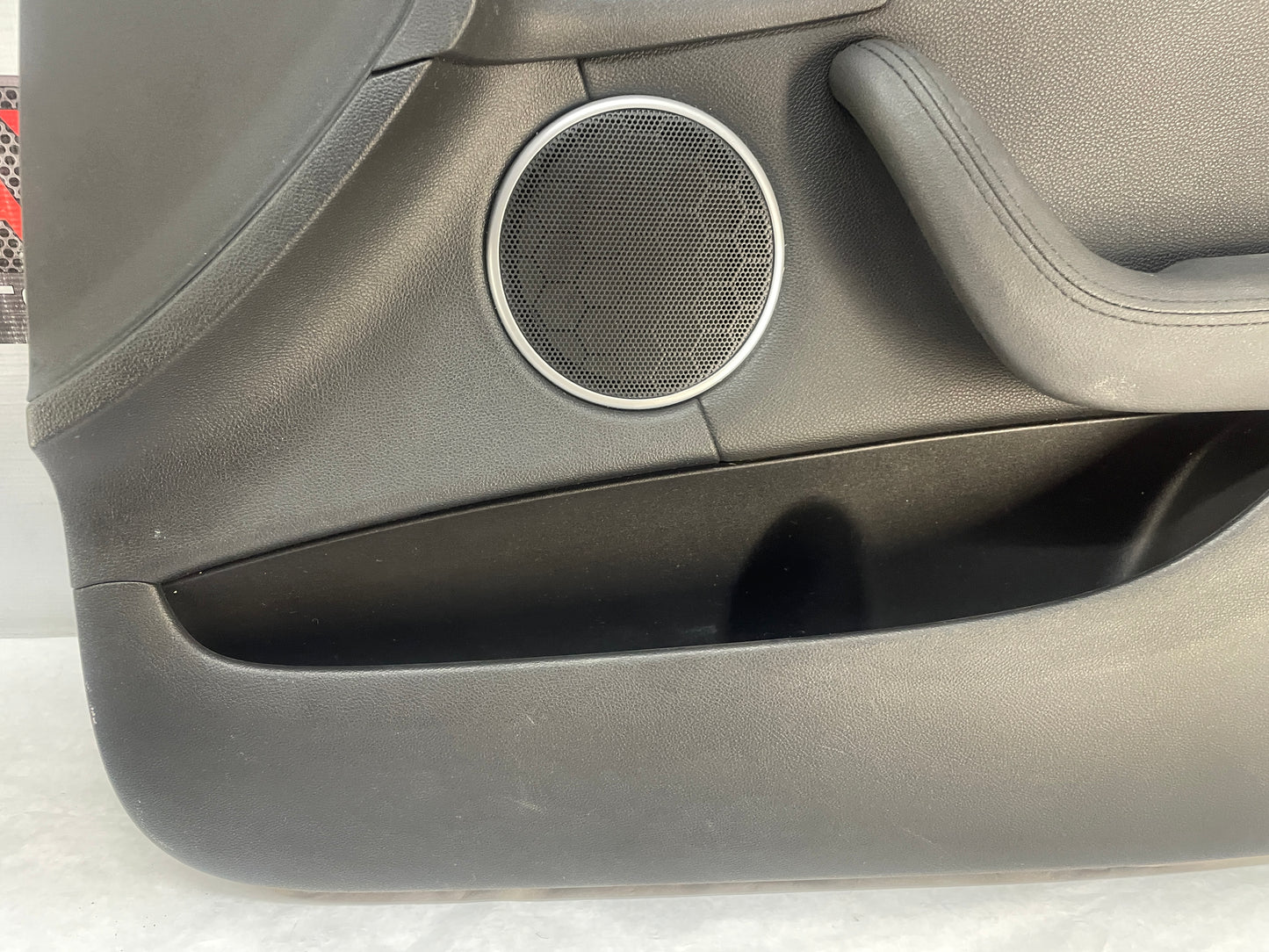 2009 Pontiac G8 RH Passenger Front Interior Door Panel Trim OEM