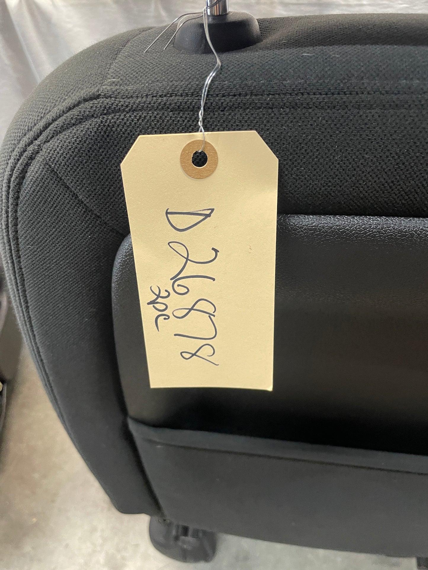 2015 Chevy Silverado K1500 Seats RH & LH Front Black Cloth OEM LOCAL PICK UP - Day's Parts Yard