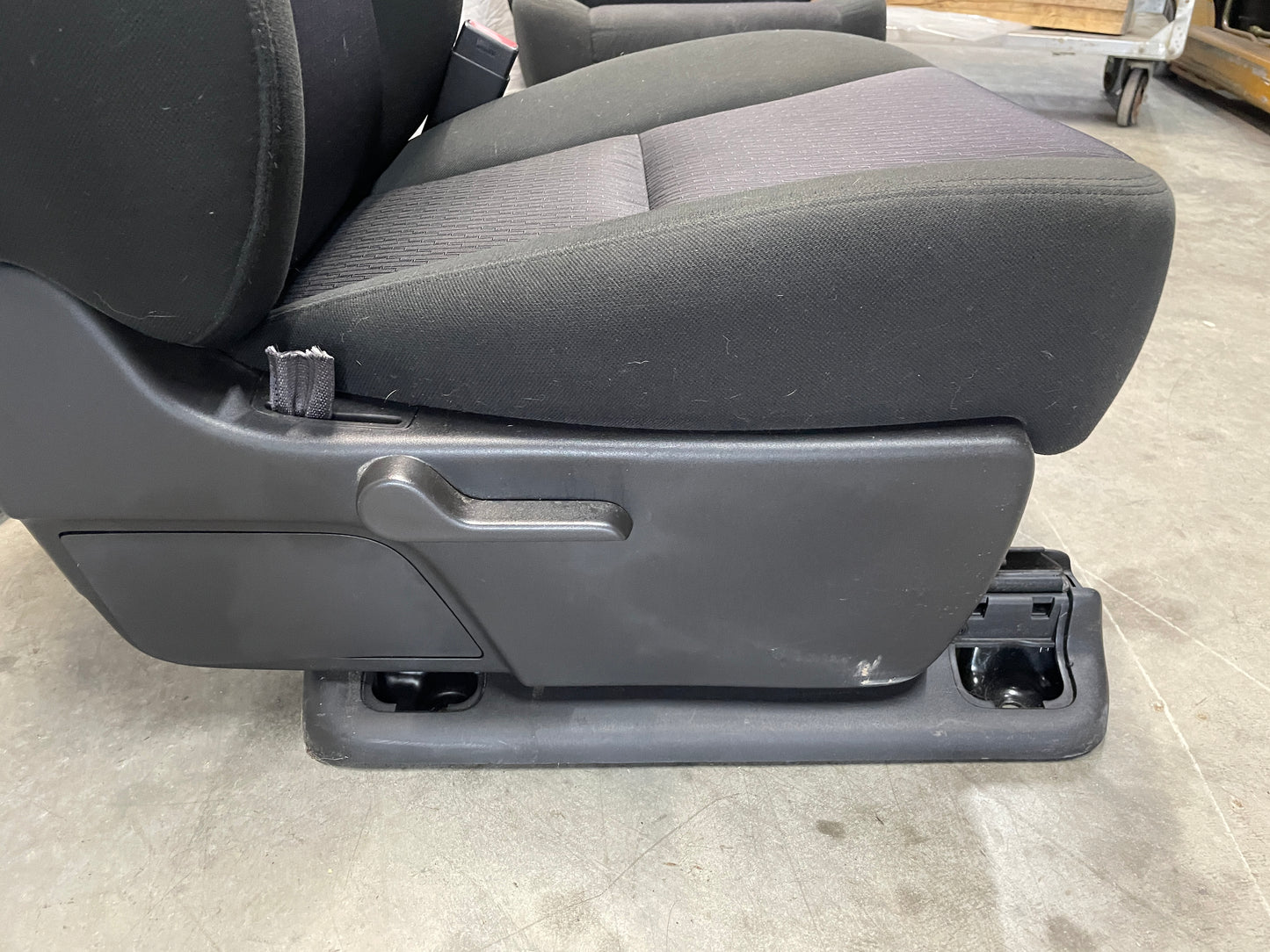 2015 Chevy Silverado K1500 Seats RH & LH Front Black Cloth OEM LOCAL PICK UP - Day's Parts Yard