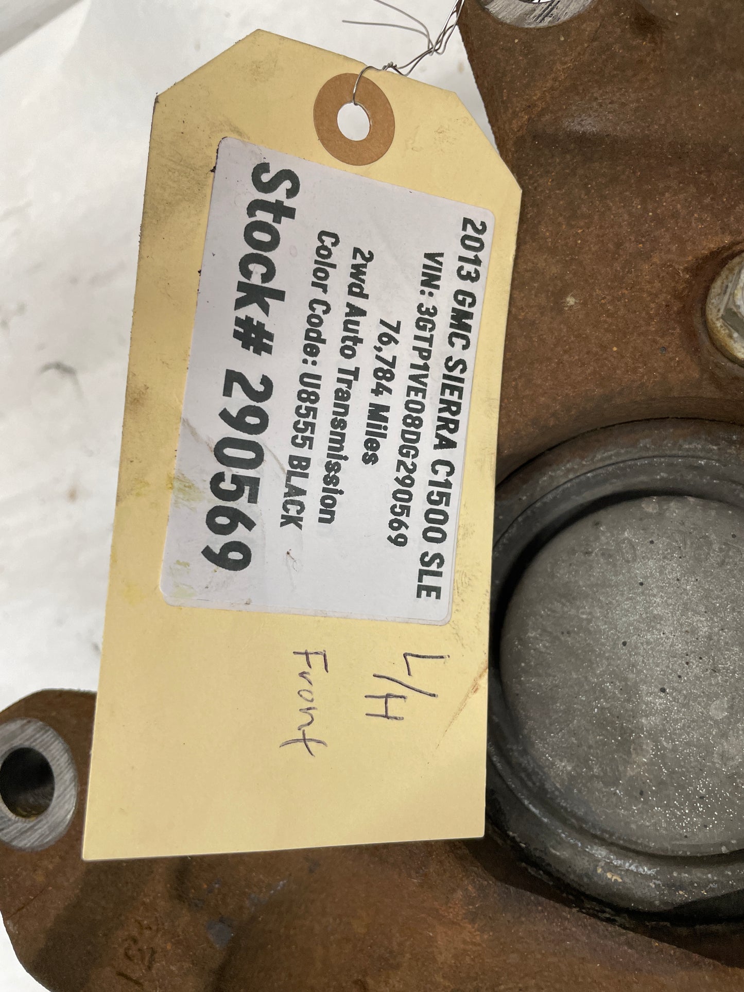 2013 GMC Sierra C1500 SLE LH Driver Front Spindle Knuckle Hub OEM - Day's Parts Yard