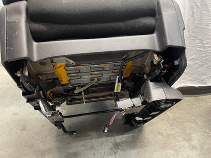 2015 Chevy Silverado K1500 Seats RH & LH Front Black Cloth OEM LOCAL PICK UP - Day's Parts Yard