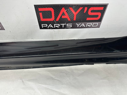2009 Pontiac G8 GT LH Driver Rocker Molding Side Skirt Panel Trim OEM - Day's Parts Yard