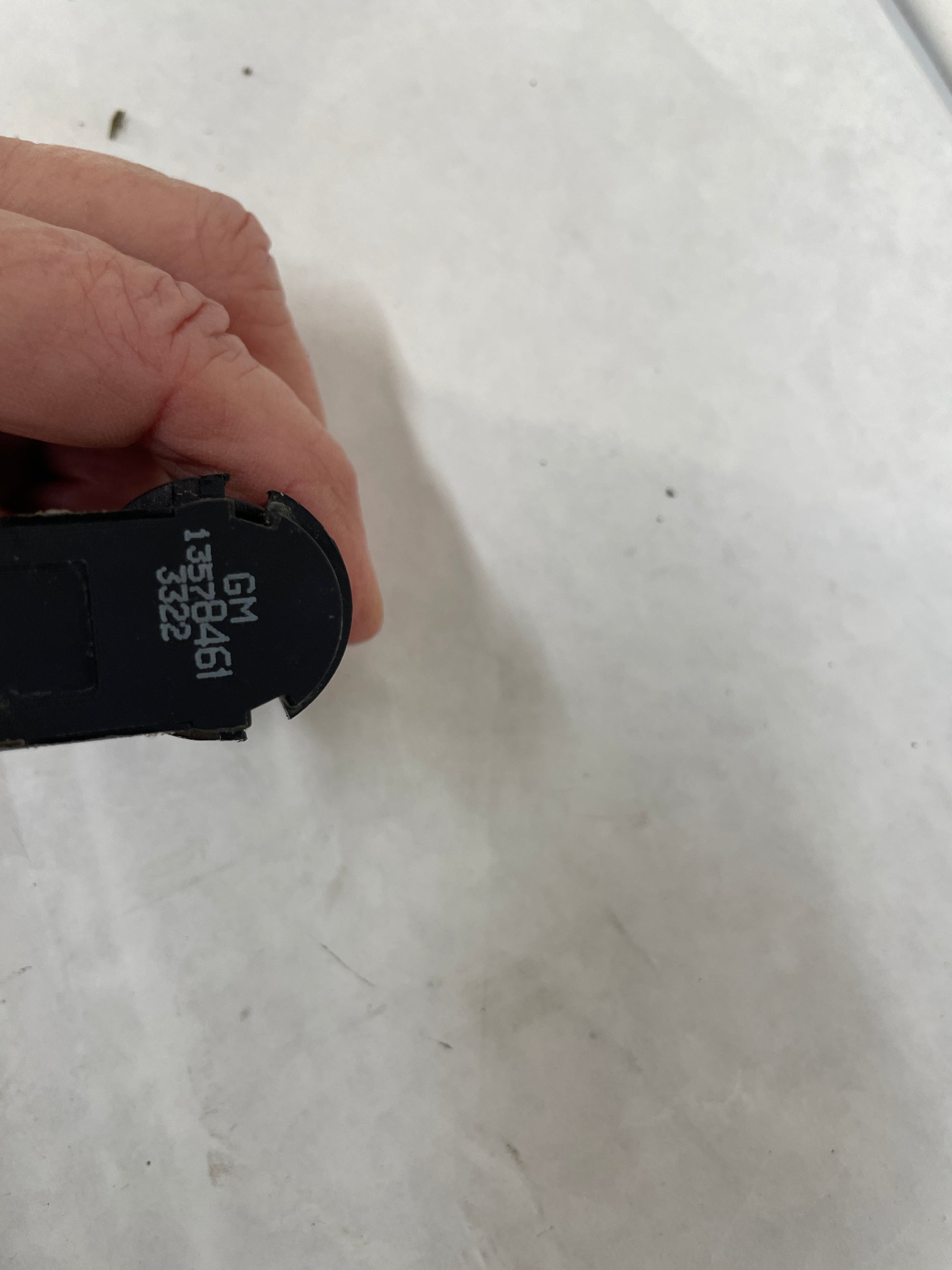 2013 Chevy Camaro ZL1 Dash Dashboard Sun Load Temperature Auto Control Sensor OEM - Day's Parts Yard