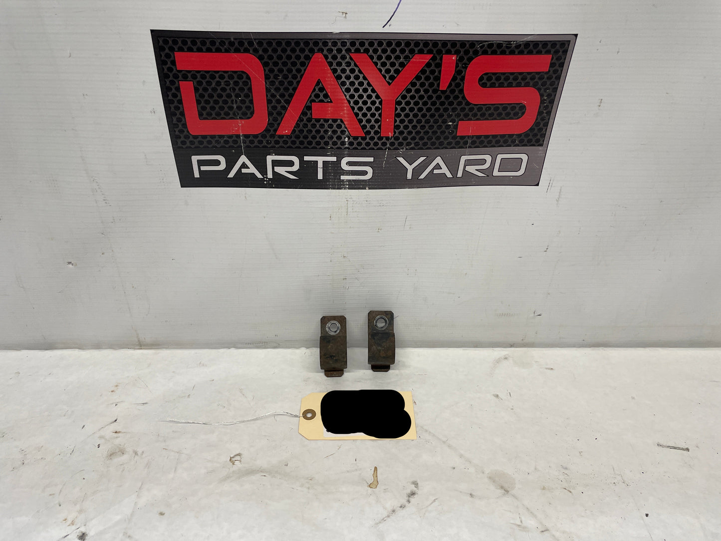 2012 Chevy Caprice PPV Rear Stabilizer Sway Bar Brackets OEM