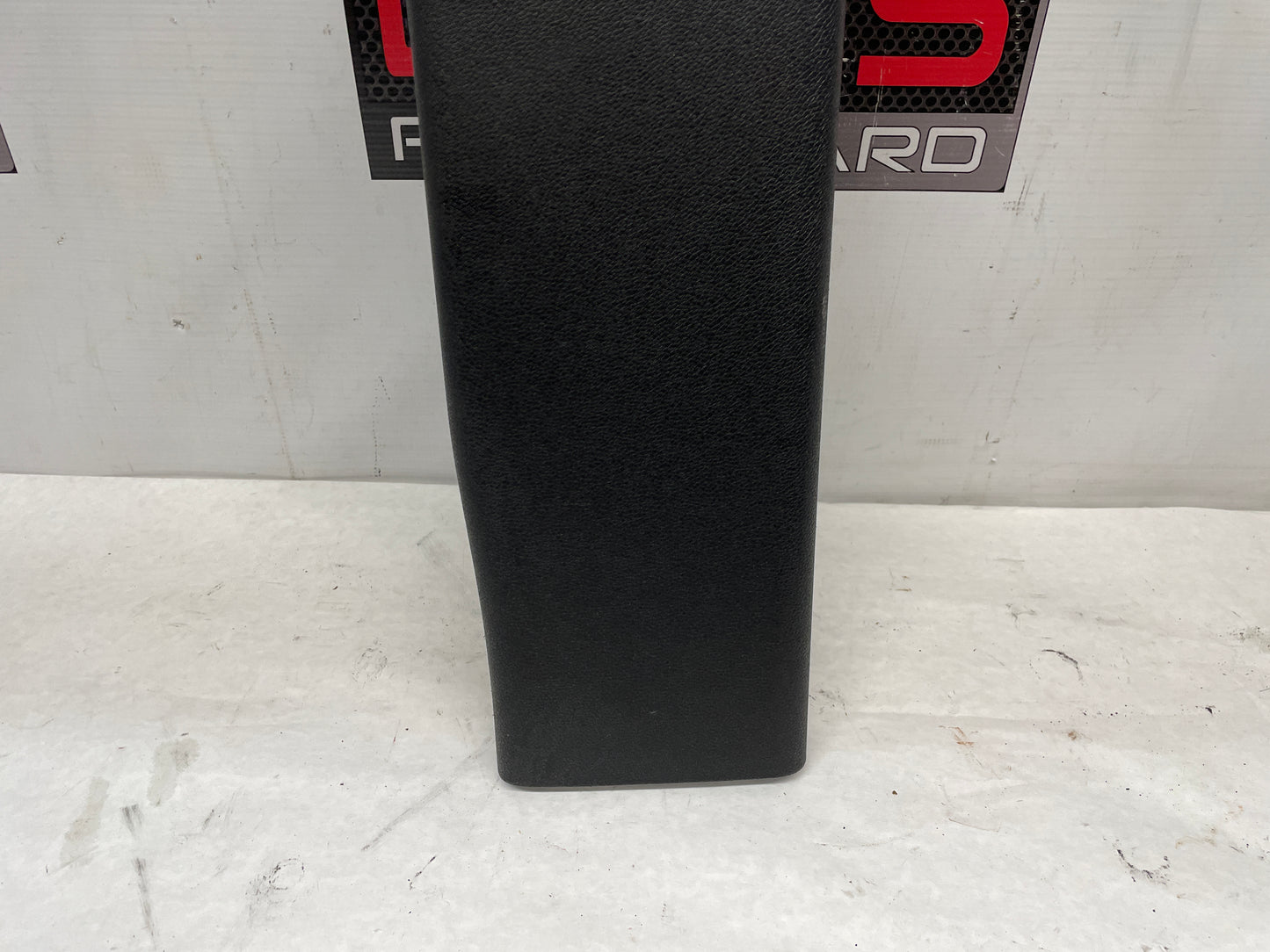 2013 GMC Sierra C1500 SLE LH Driver Rear Lower Door B Pillar Trim Panel OEM - Day's Parts Yard