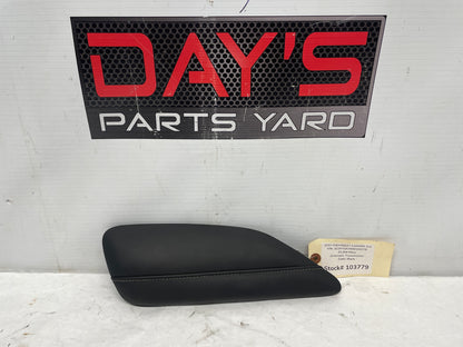 2021 Chevy Camaro 1LE RH Passenger Center Console Knee Pad Gray Stitching OEM