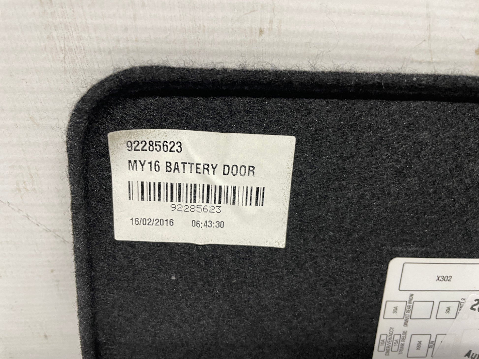 2016 SS Sedan Battery Stowage Access Hole Door Trim Felt Carpet OEM - Day's Parts Yard