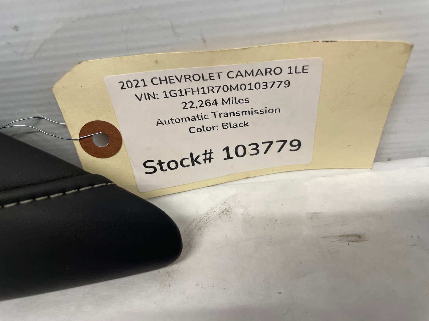 2021 Chevy Camaro 1LE RH Passenger Center Console Knee Pad Gray Stitching OEM