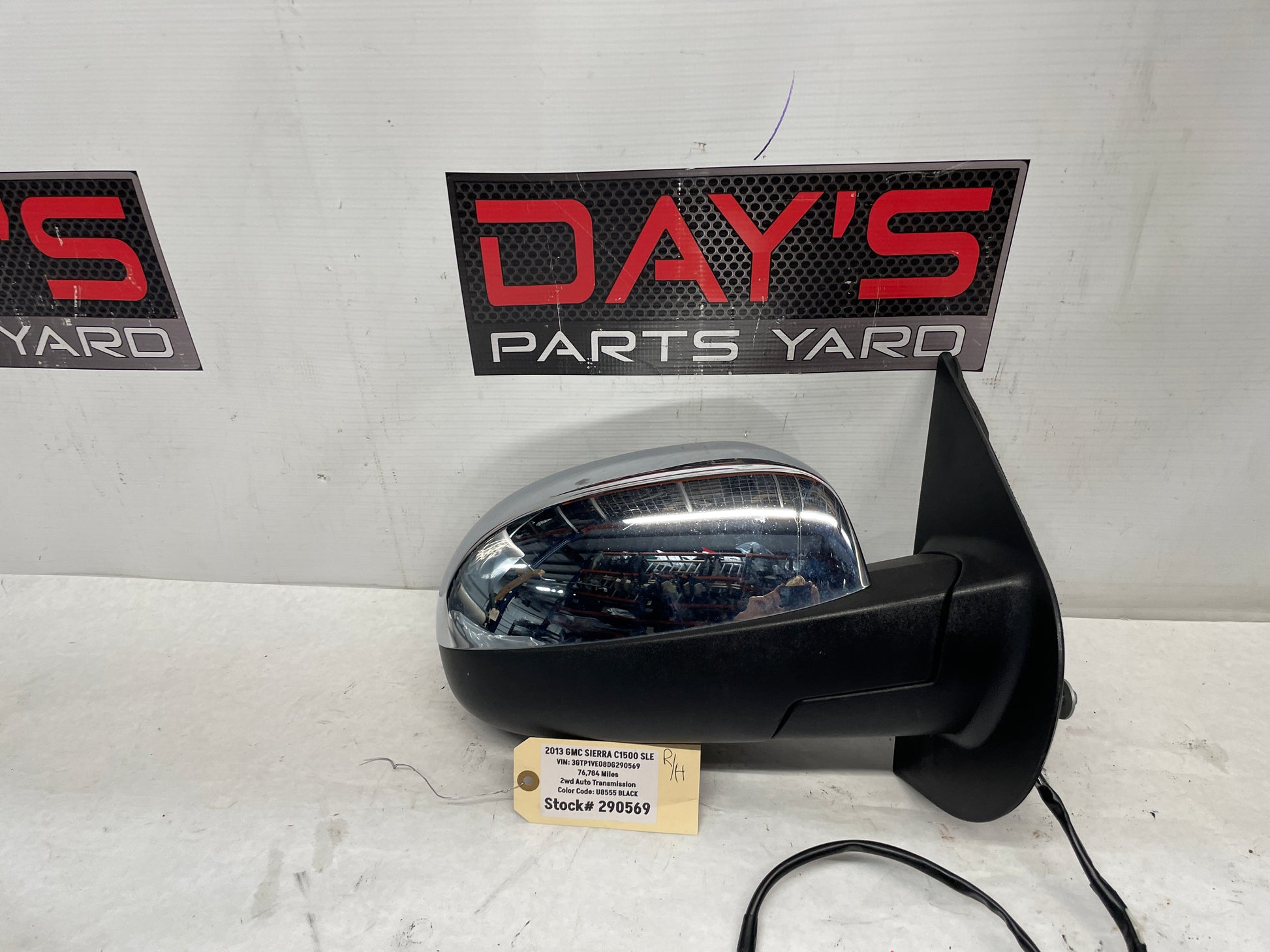 2013 GMC Sierra C1500 SLE RH Passenger Exterior Mirror OEM - Day's Parts Yard