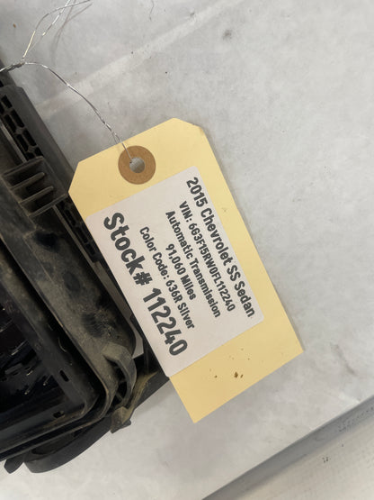 2015 Chevy SS Sedan Engine Bay Fuse Relay Wiring Wire Harness Junction Box Block OEM