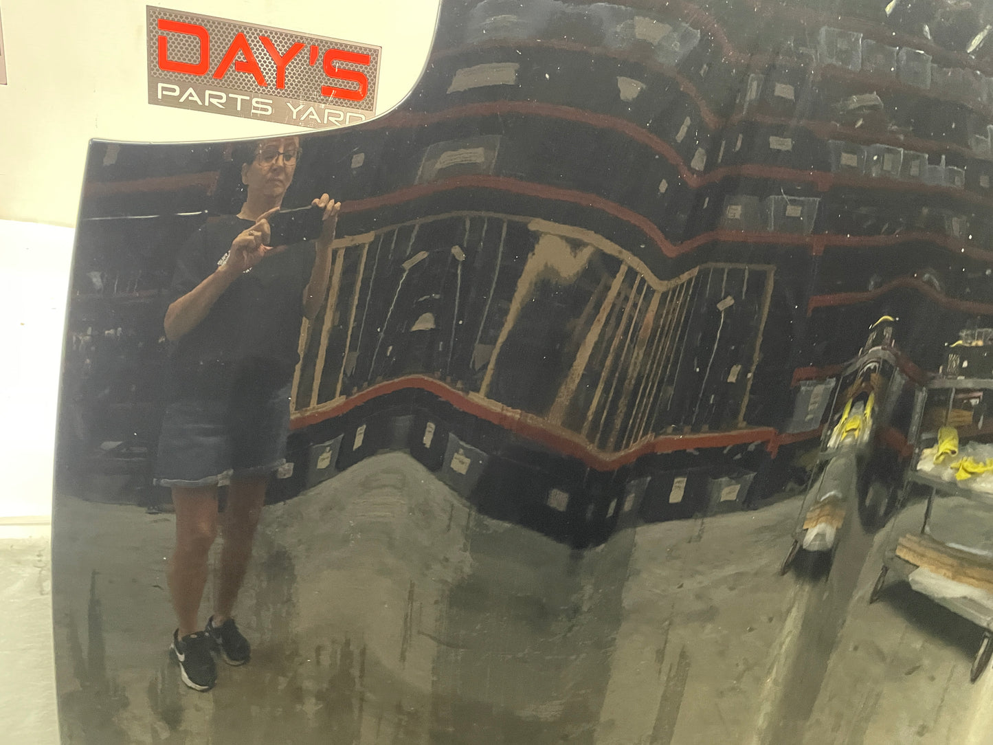 2004 Chevy C5 Corvette Hood Assembly Black OEM - Day's Parts Yard