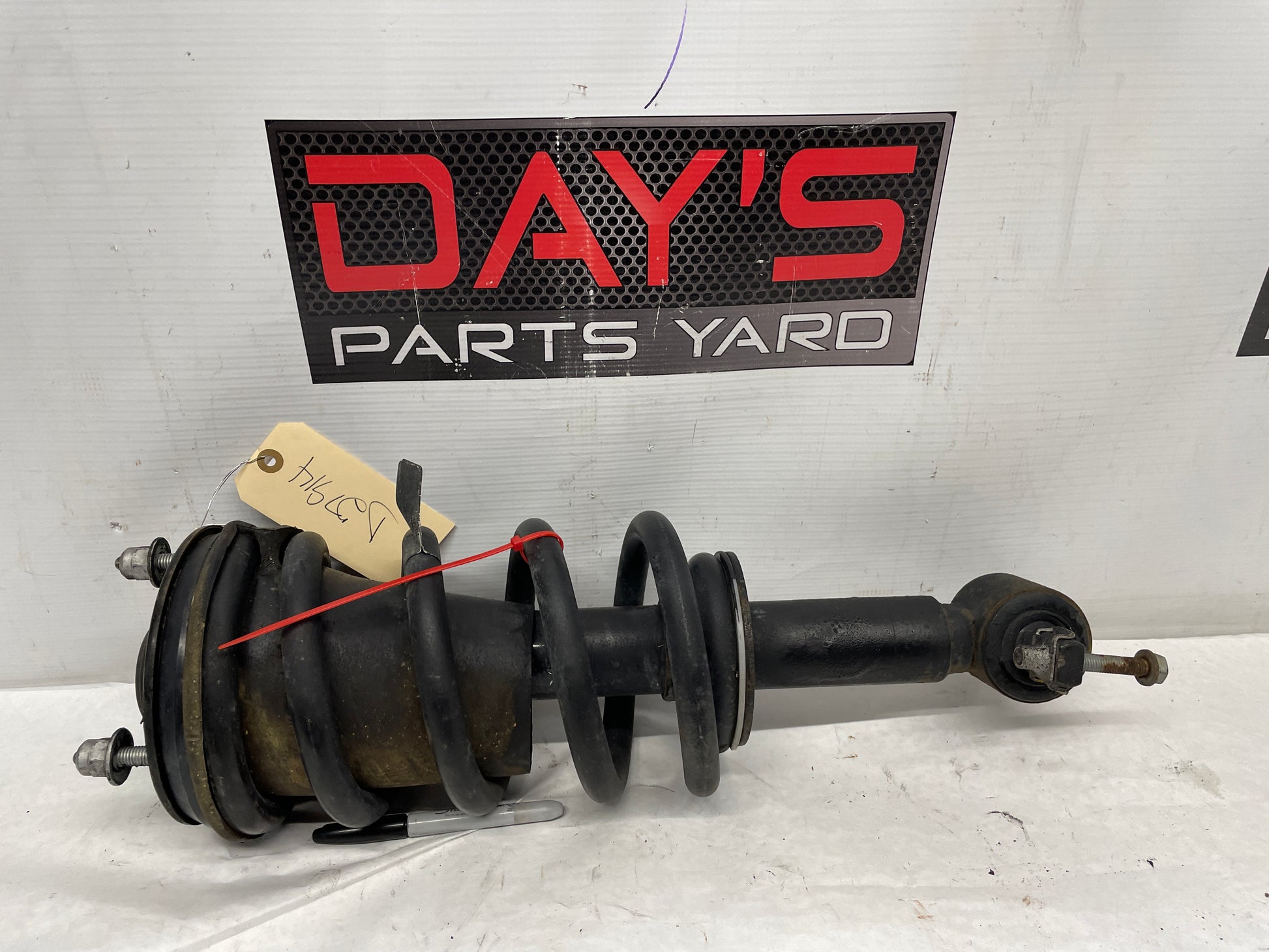 2013 GMC Sierra C1500 SLE RH Passenger Front Strut OEM - Day's Parts Yard