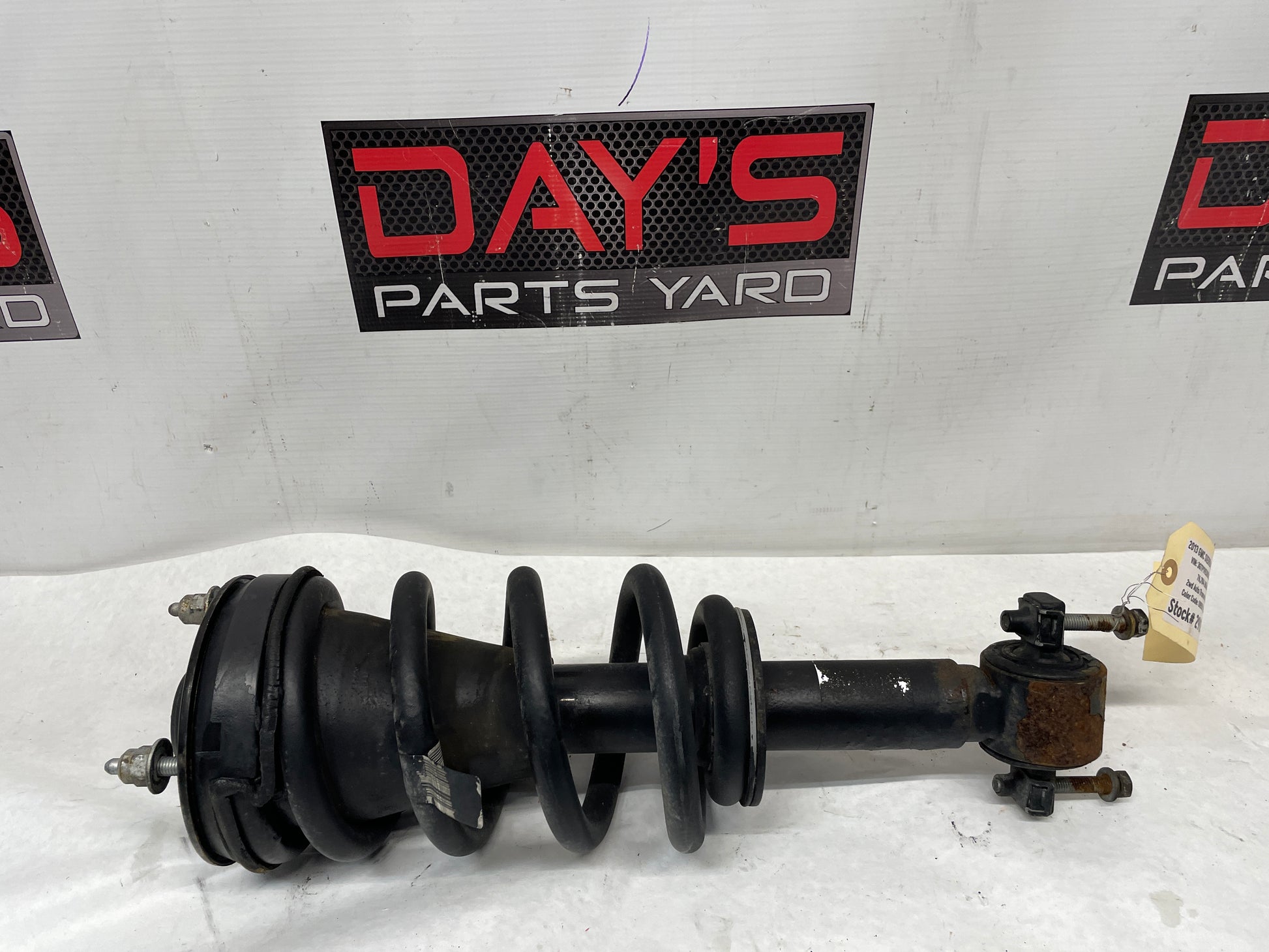2013 GMC Sierra C1500 SLE LH Driver Front Strut OEM - Day's Parts Yard