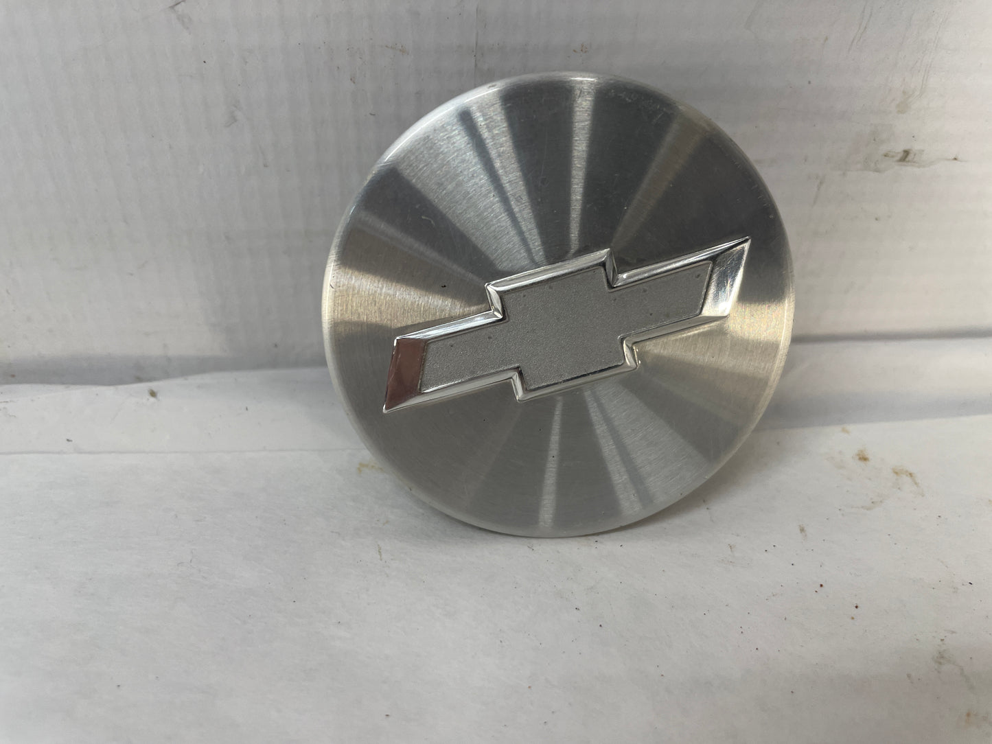 2015 Chevy Camaro SS Wheel Center Cap OEM - Day's Parts Yard