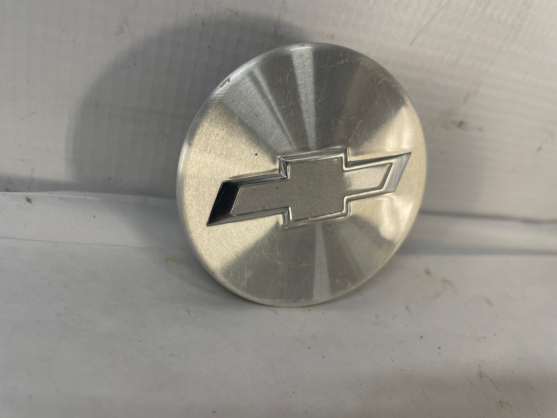 2015 Chevy Camaro SS Wheel Center Cap OEM - Day's Parts Yard