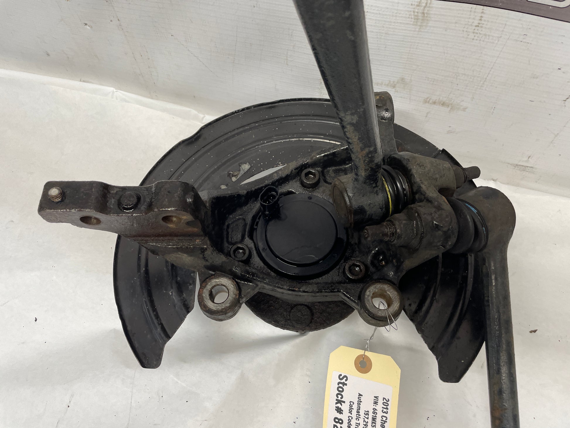 2013 Chevy Caprice LH Driver Front Suspension Spindle Hub Knuckle Control Arms OEM - Day's Parts Yard