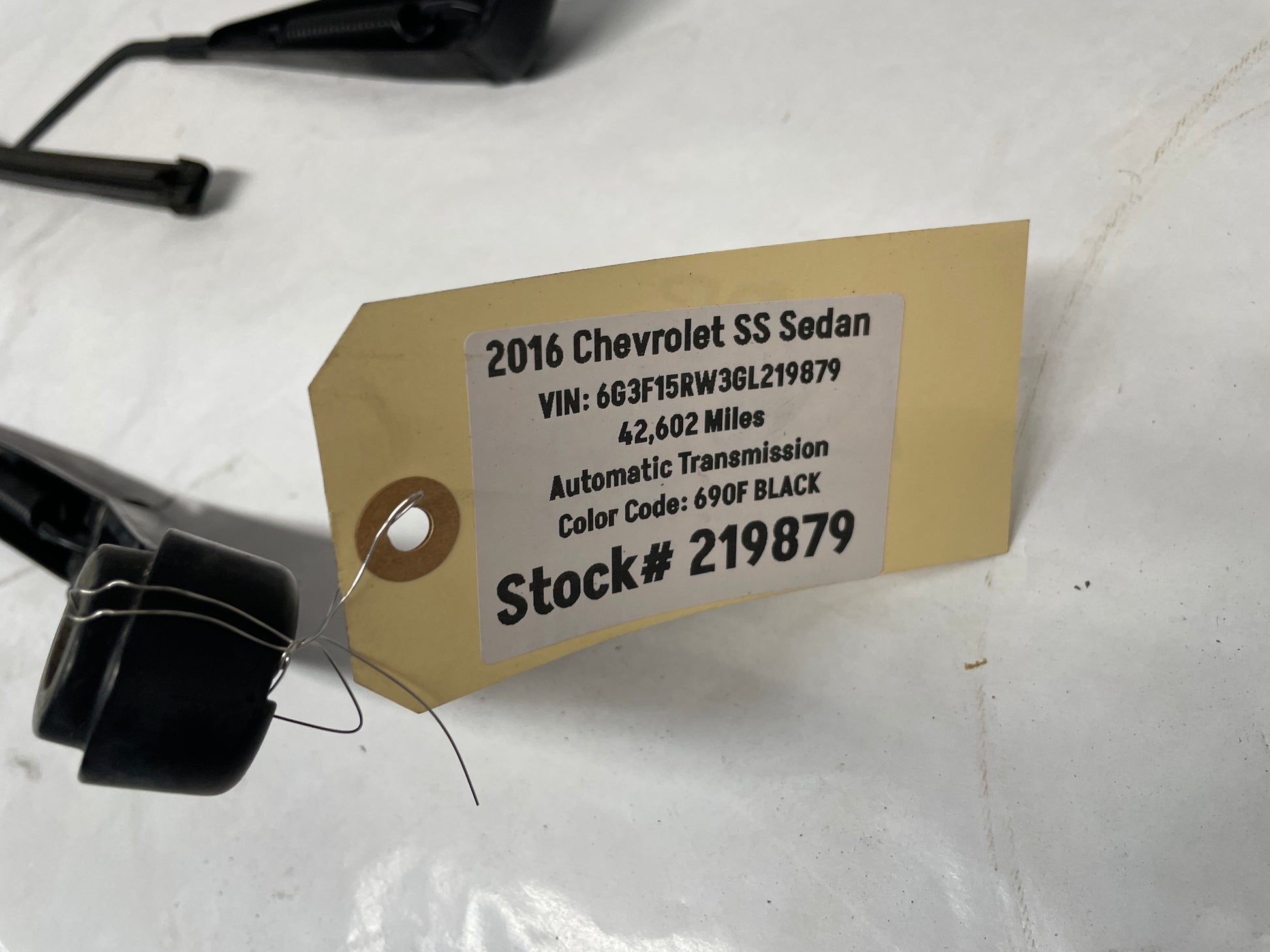 2016 Chevy SS Sedan RH & LH Windshield Wiper Arms Set OEM - Day's Parts Yard