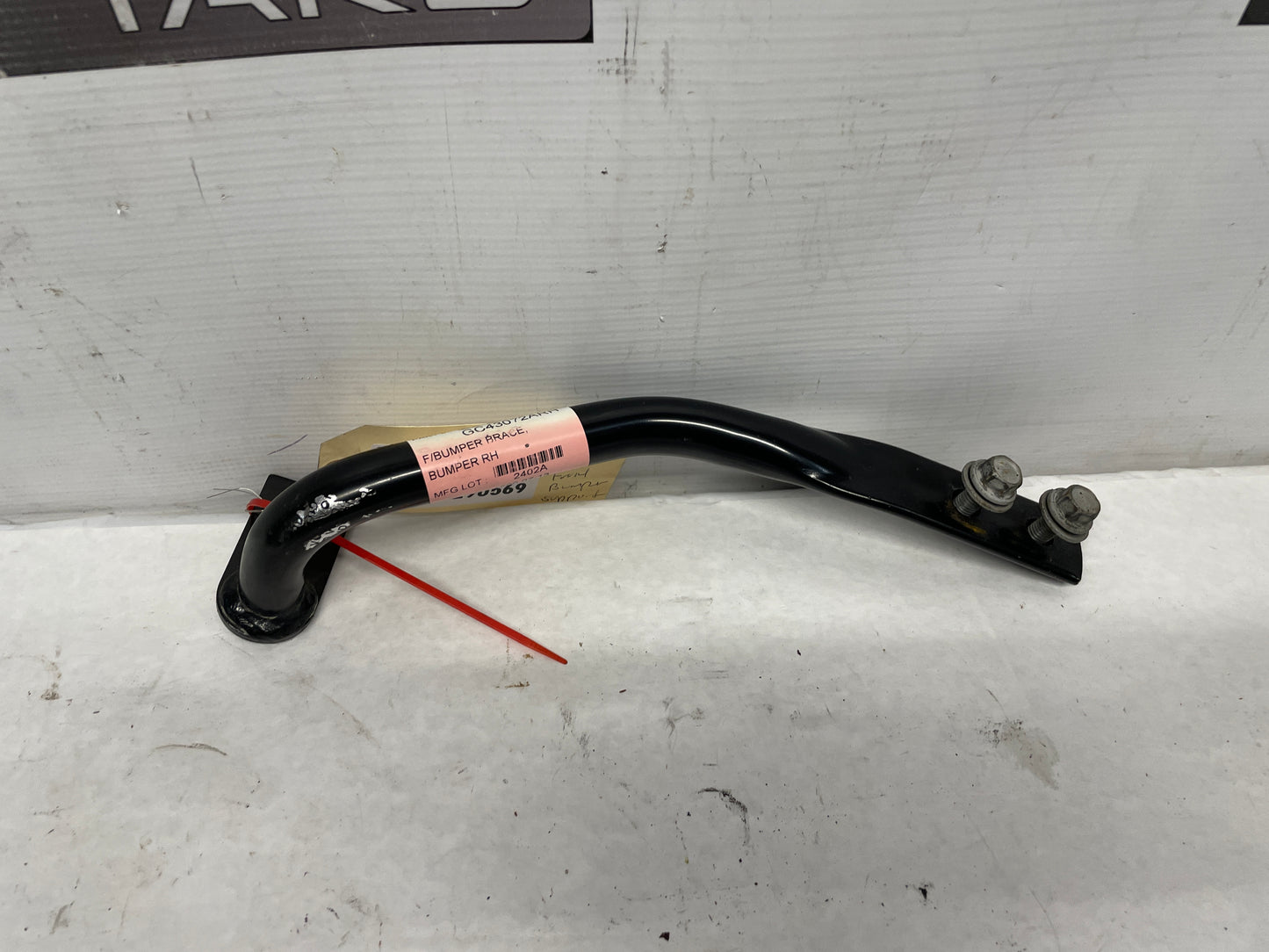 2013 GMC Sierra C1500 SLE RH & LH Front Bumper Face Bars OEM - Day's Parts Yard