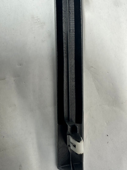 2009 Pontiac G8 GT LH & RH Silver Dash Trim Accent OEM - Day's Parts Yard