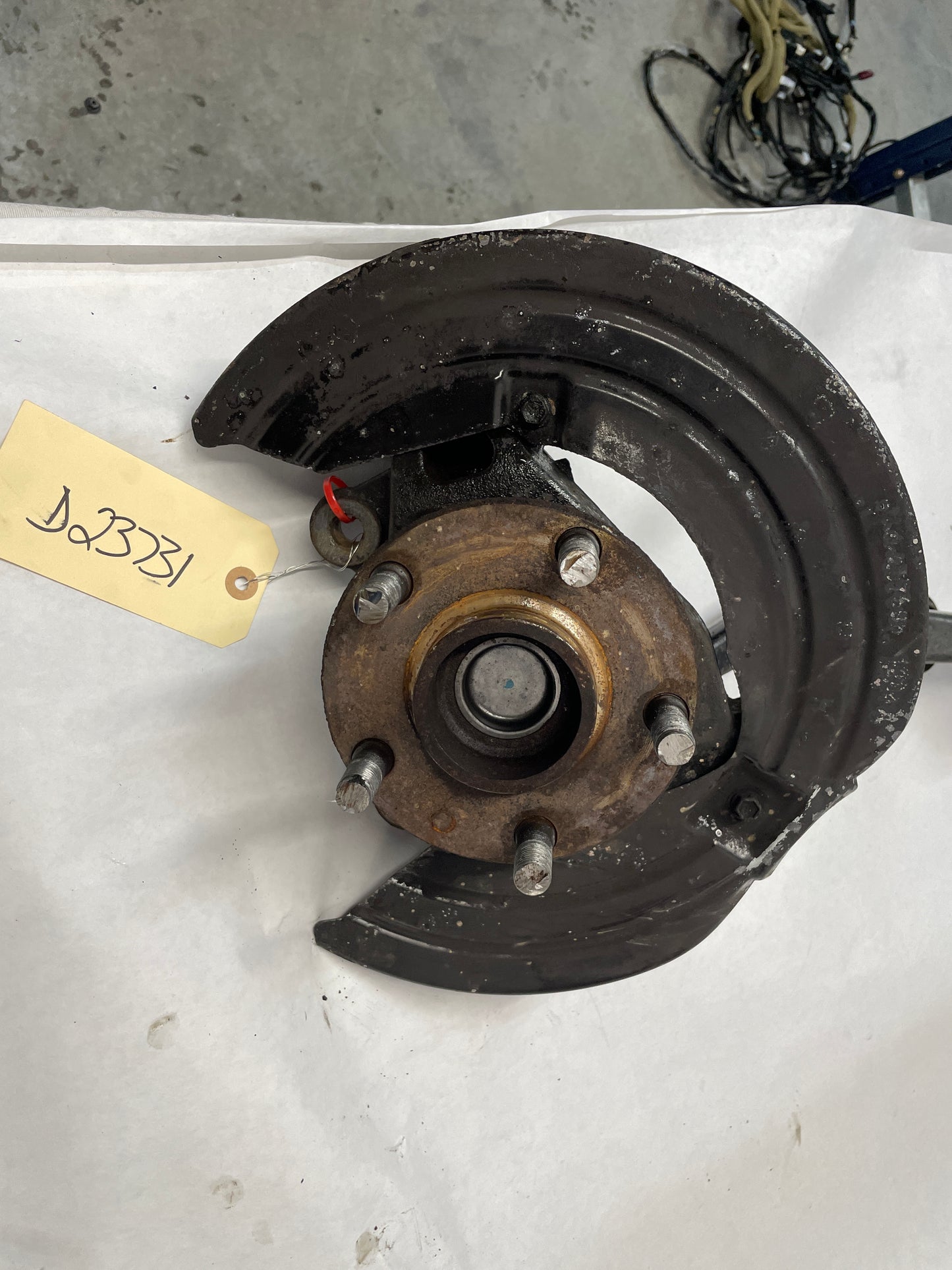 2013 Chevy Caprice RH Passenger Front Suspension Spindle Knuckle Hub Control Arms OEM - Day's Parts Yard