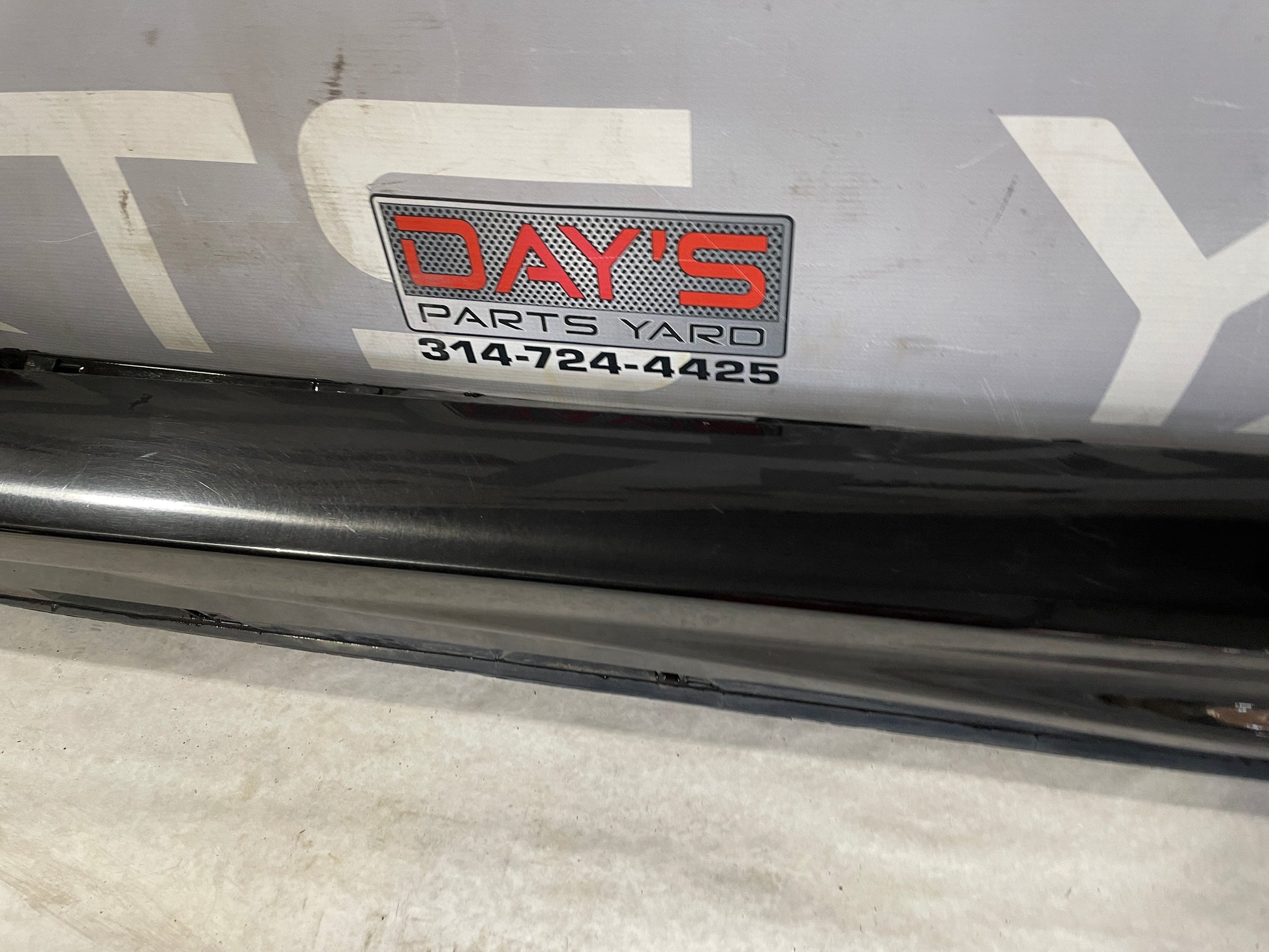 2014 Chevy SS Sedan LH Driver Rocker Molding Panel OEM - Day's Parts Yard