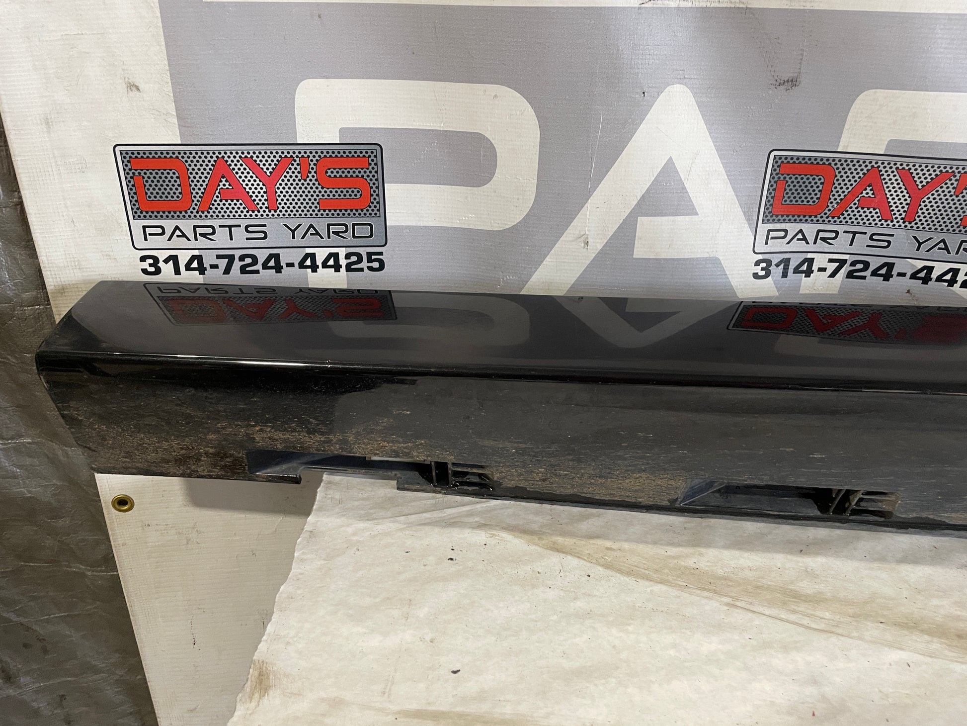 2014 Chevy SS Sedan LH Driver Rocker Molding Panel OEM - Day's Parts Yard