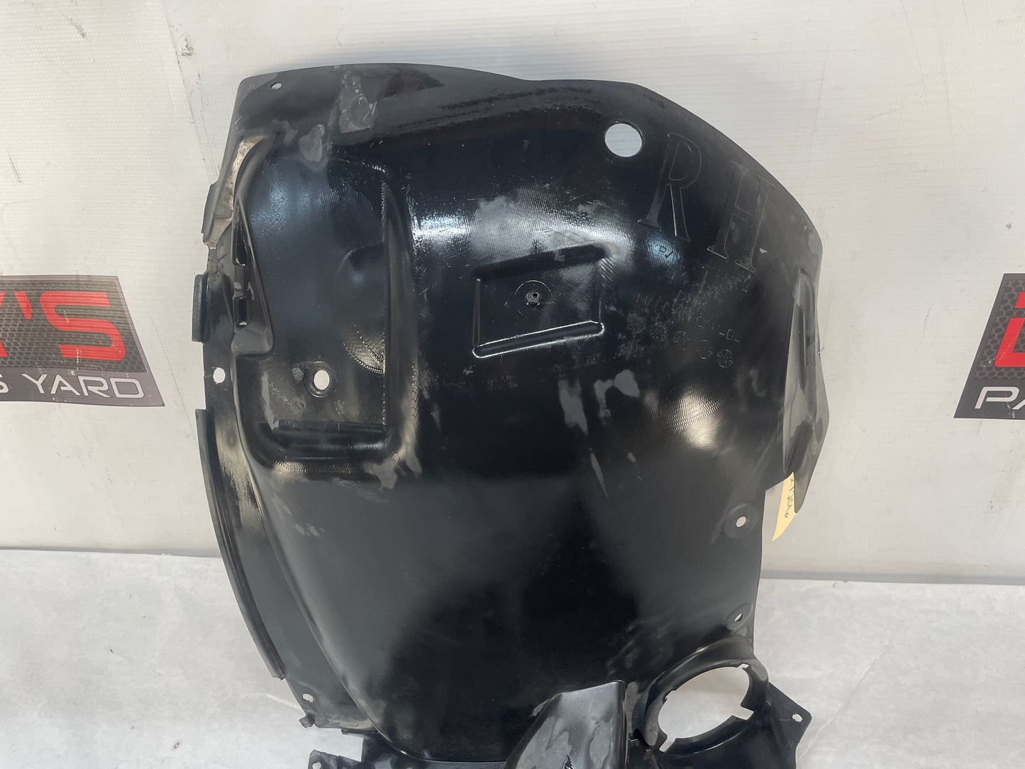 2010 Cadillac CTS-V RH Passenger Front Fender Wheel House Well Liner Extension OEM