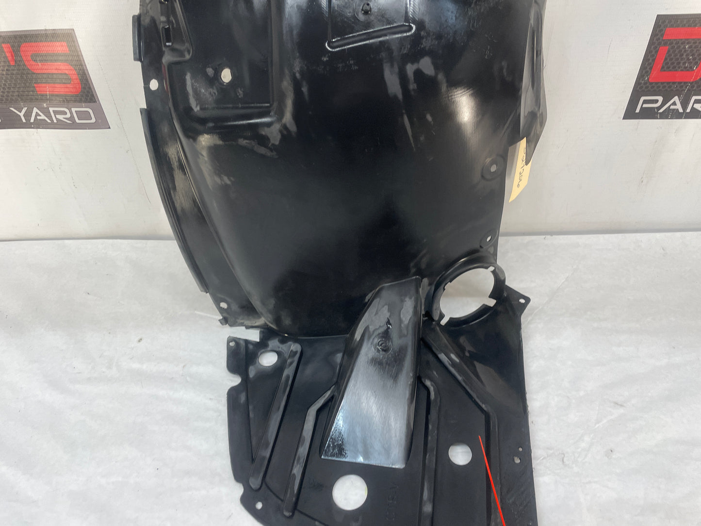 2010 Cadillac CTS-V RH Passenger Front Fender Wheel House Well Liner Extension OEM