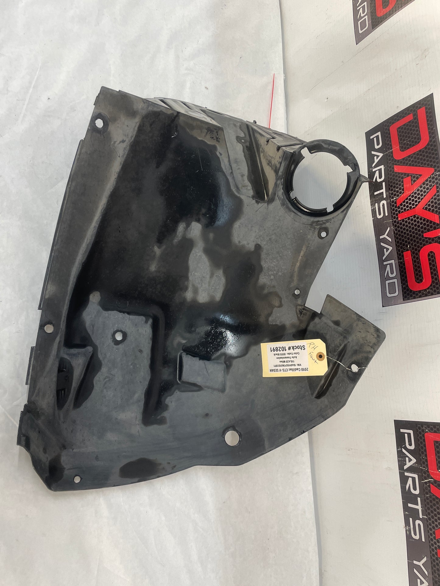 2010 Cadillac CTS-V RH Passenger Front Fender Wheel House Well Liner Extension OEM