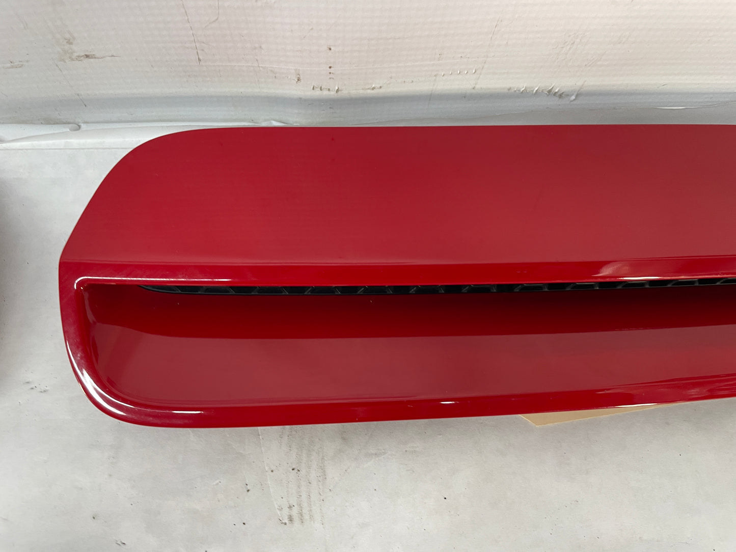2009 Pontiac G8 GT RH & LH Hood Scoops Vents Red OEM - Day's Parts Yard