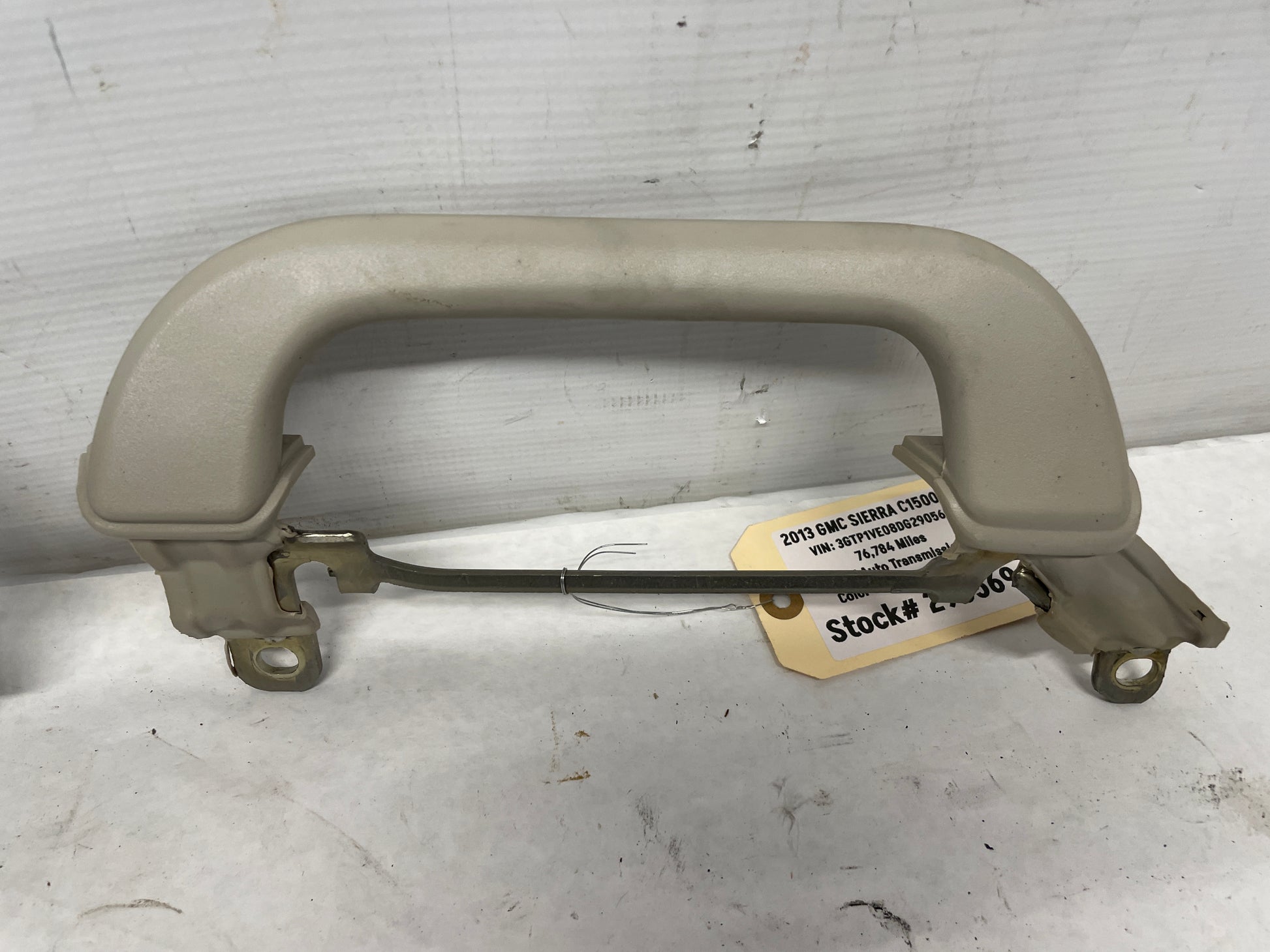 2013 GMC Sierra C1500 SLE RH & LH Rear Roof Grab Handles OEM - Day's Parts Yard