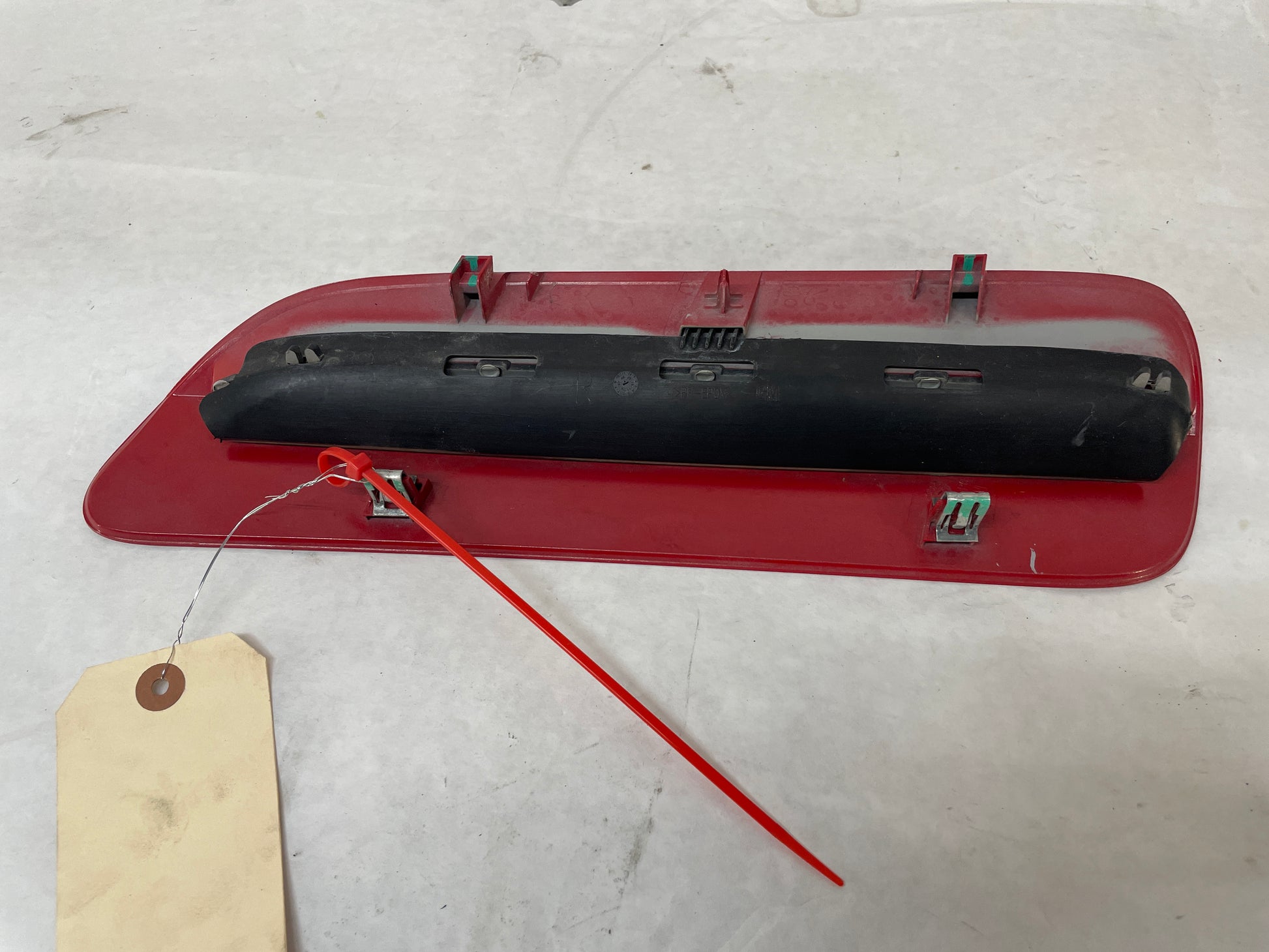 2009 Pontiac G8 GT RH & LH Hood Scoops Vents Red OEM - Day's Parts Yard