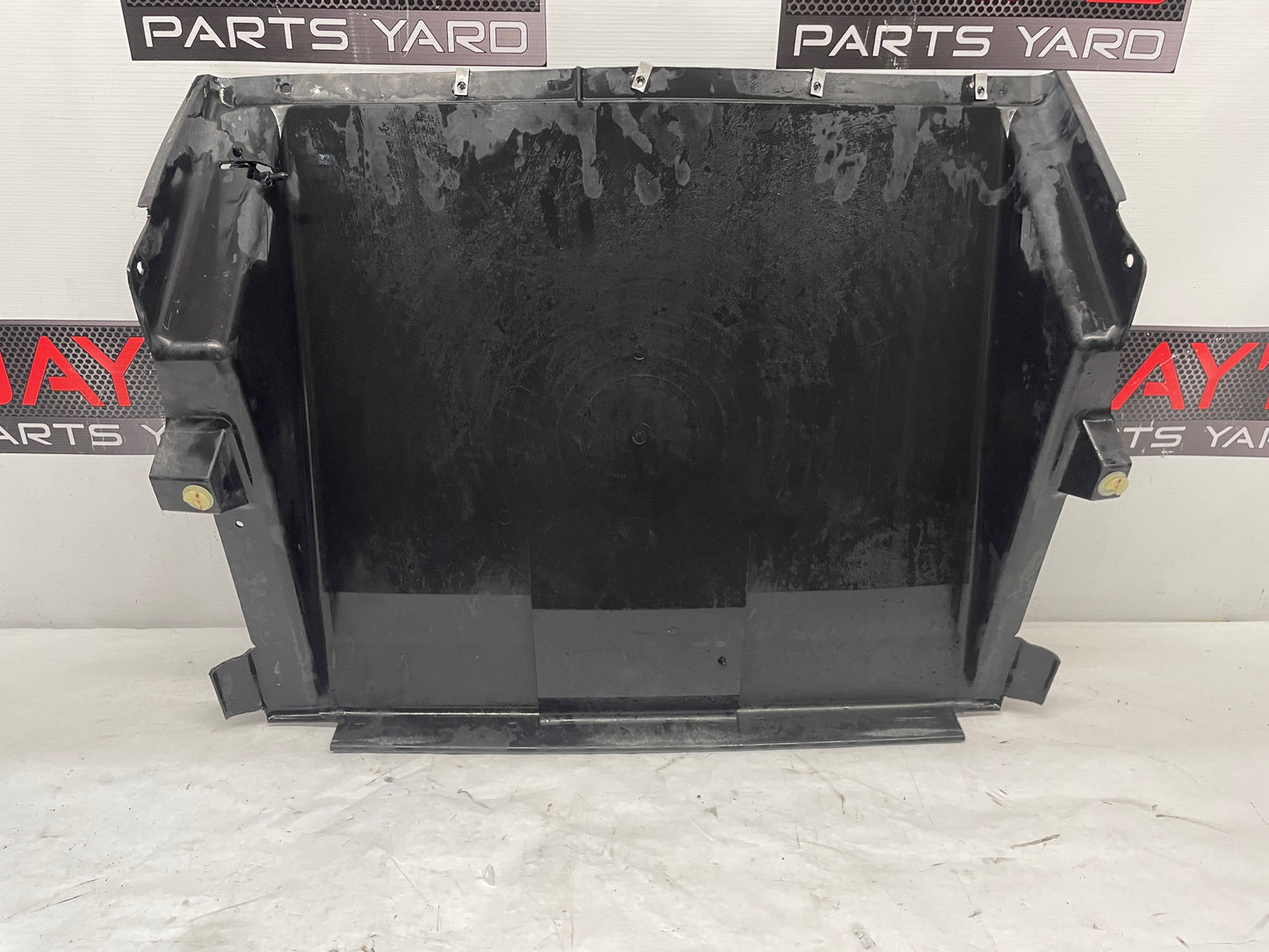 2004 Chevy C5 Corvette Lower Radiator Shroud Support Air Dam Baffle OEM - Day's Parts Yard