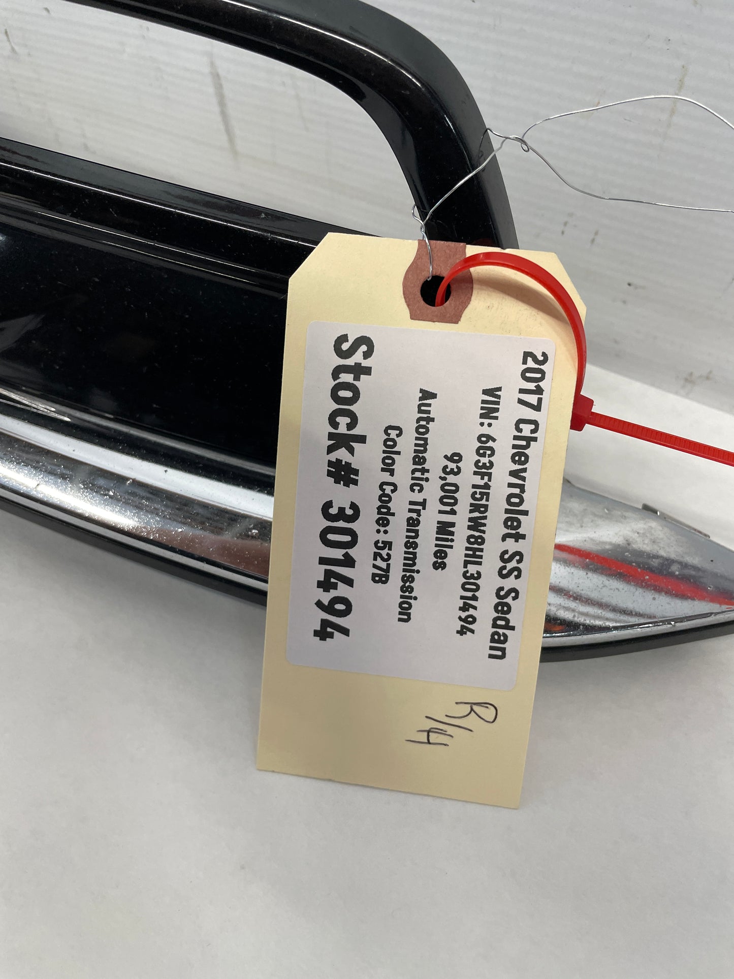 2017 Chevy SS Sedan RH Passenger Front Fog Light Cover DRL Bezel OEM