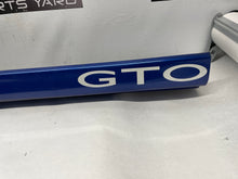 2005 Pontiac GTO LH Driver Rocker Molding Side Skirt Trim Panel OEM - Day's Parts Yard