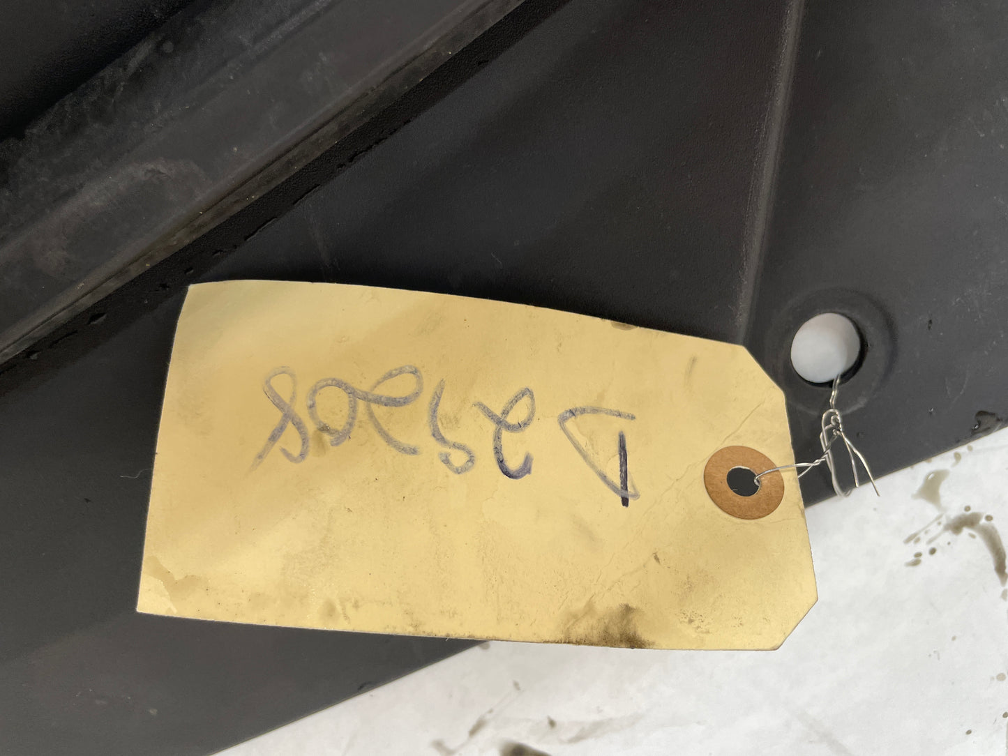 2010 Cadillac CTS-V Sedan Radiator Core Support Sight Shield Bracket Cover OEM