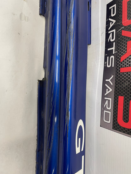 2005 Pontiac GTO LH Driver Rocker Molding Side Skirt Trim Panel OEM - Day's Parts Yard