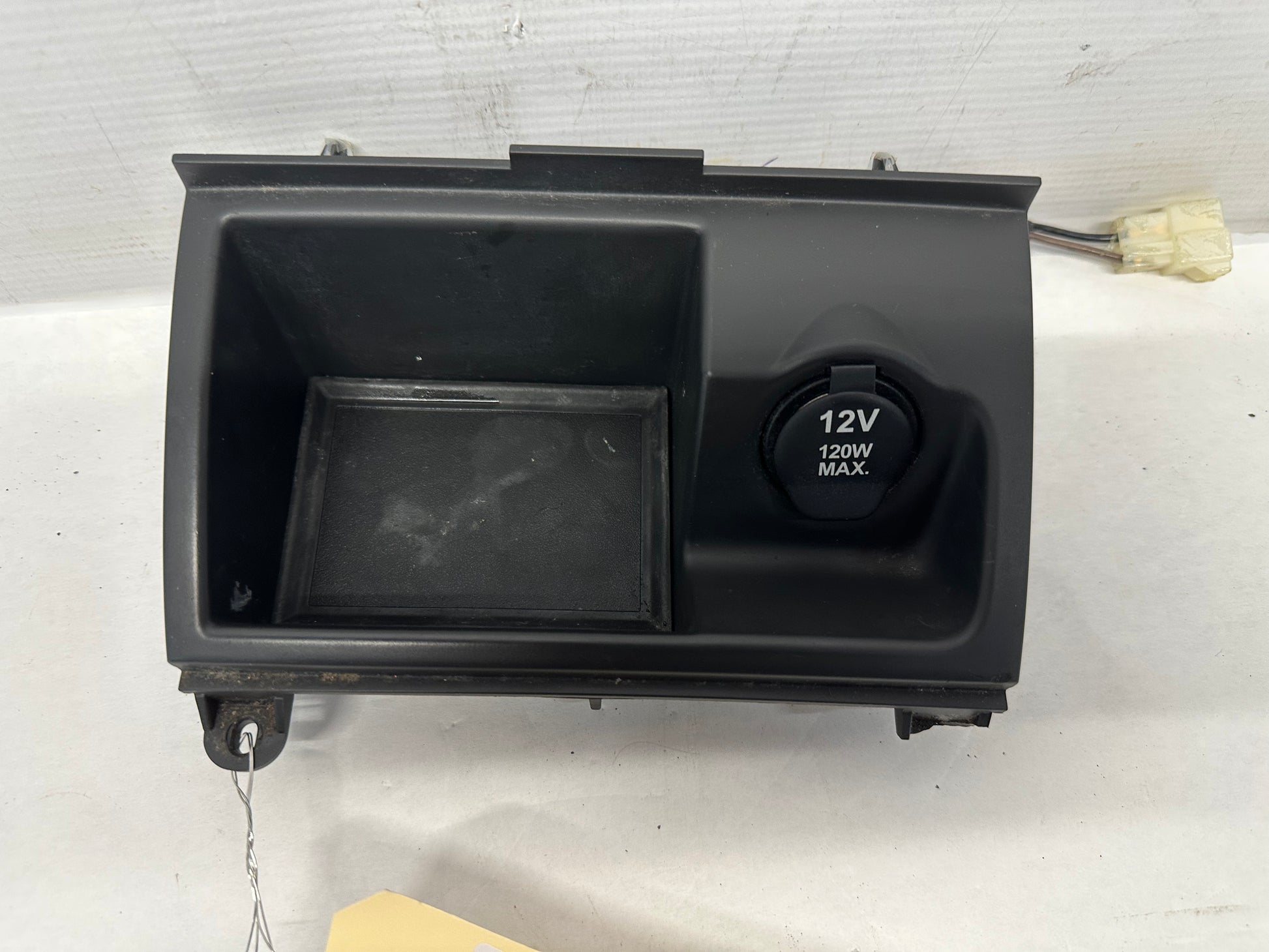 2009 Pontiac G8 Lower Radio Center Console Storage Cubby Compartment Assembly OEM - Day's Parts Yard