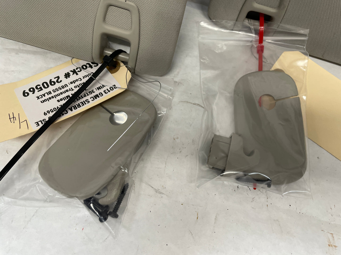 2013 GMC Sierra C1500 SLE RH & LH Sunvisor Sun Visor w/ Clips OEM - Day's Parts Yard