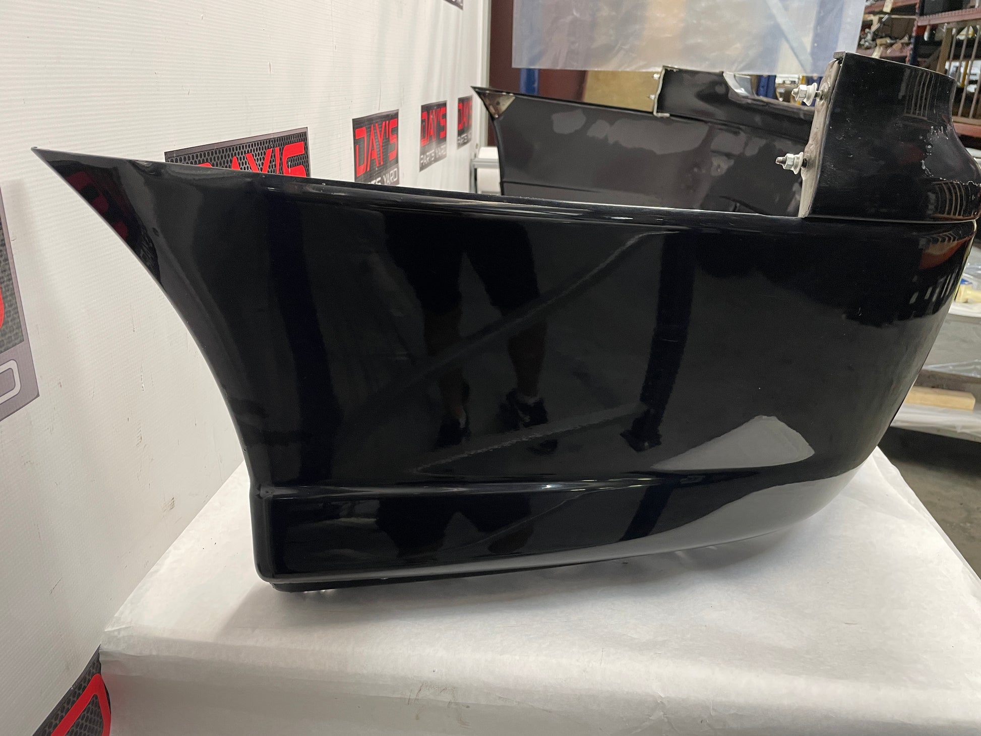 2006 Pontiac GTO Rear Bumper Cover w/ Insert Valance Panel OEM - Day's Parts Yard