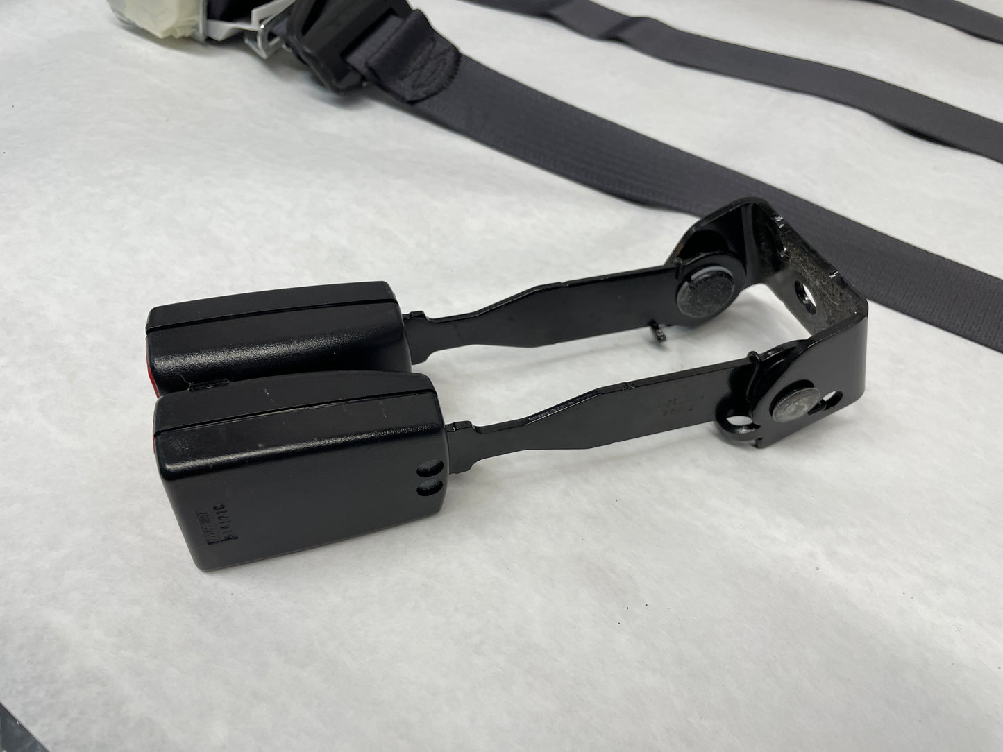 2013 GMC Sierra C1500 SLE Rear Seat Belts Seatbelts Retractors and Buckles OEM - Day's Parts Yard