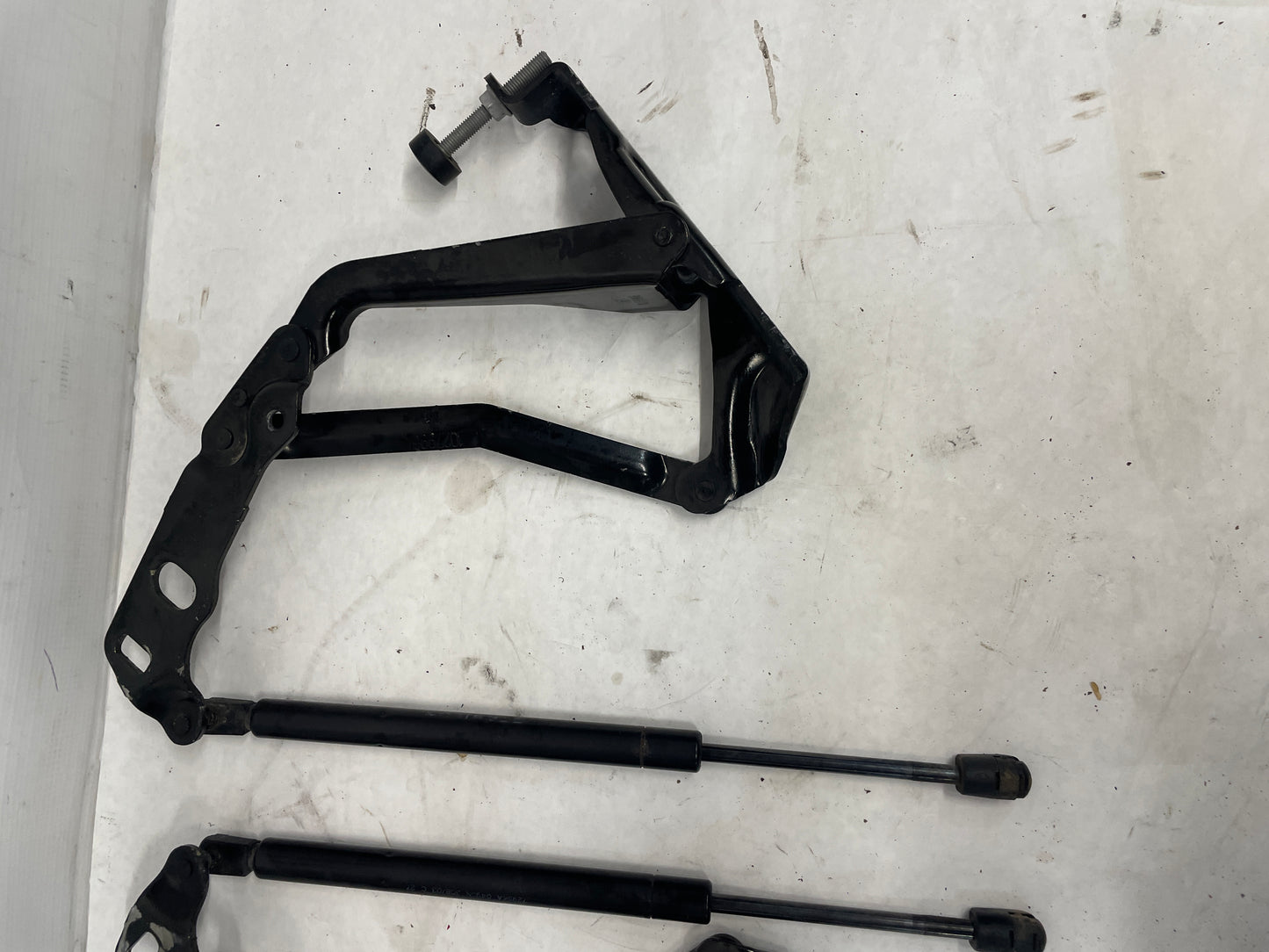 2004 Chevy C5 Corvette RH & LH Hood Hinges w/ Hood Struts - Day's Parts Yard