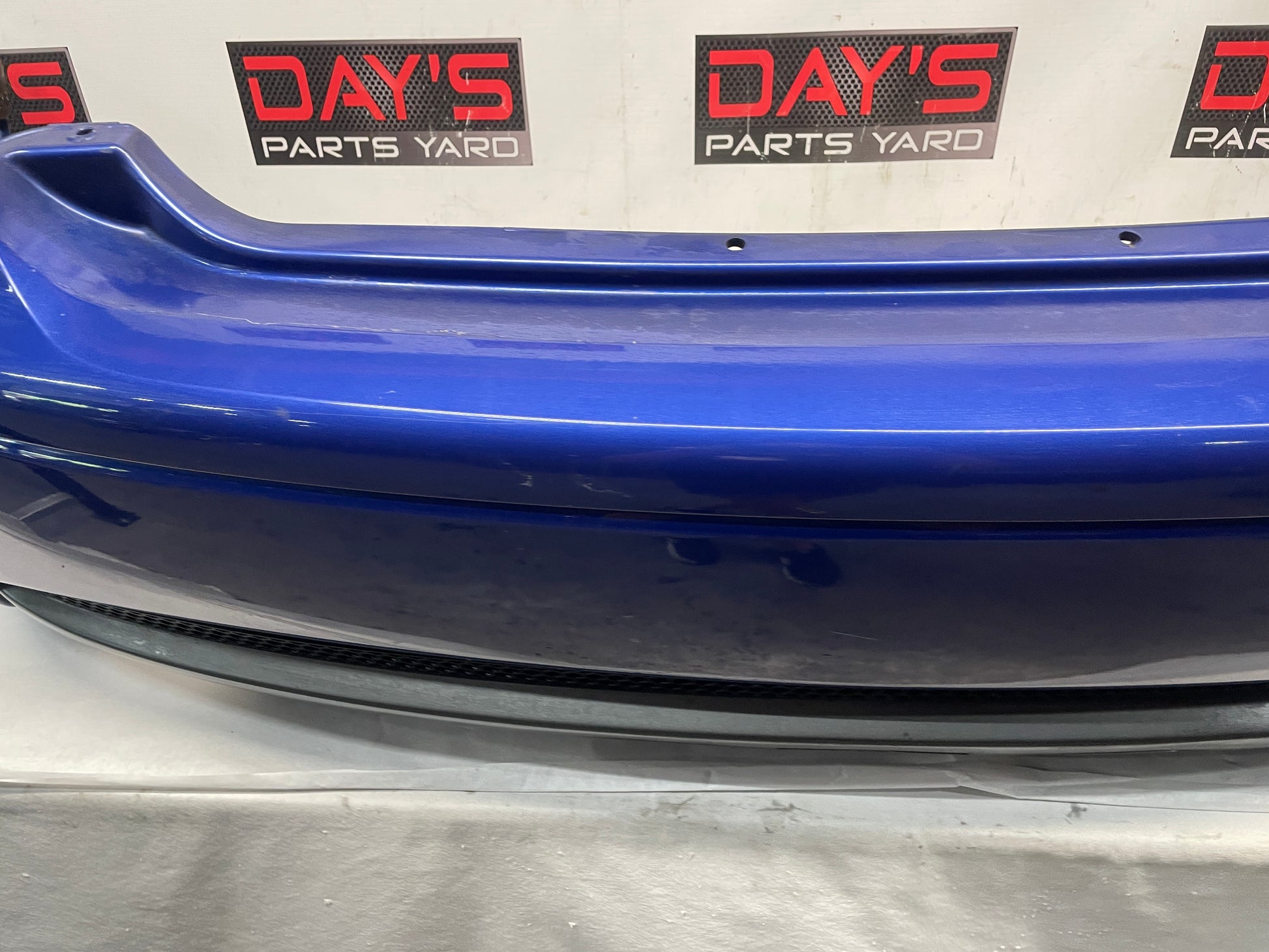 2005 Pontiac GTO Complete Rear Bumper Cover OEM - Day's Parts Yard